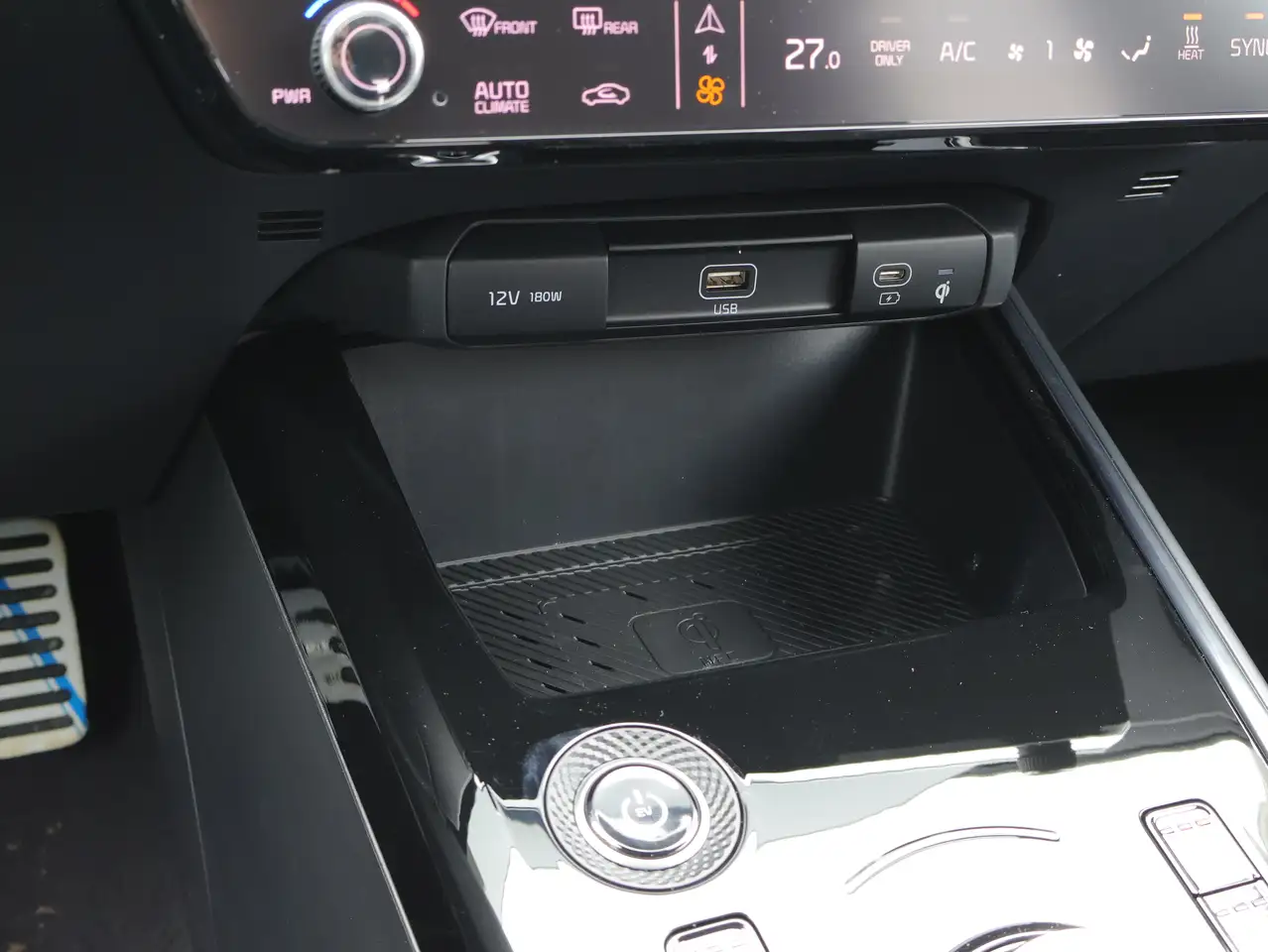Kia Niro снимка Kia Niro