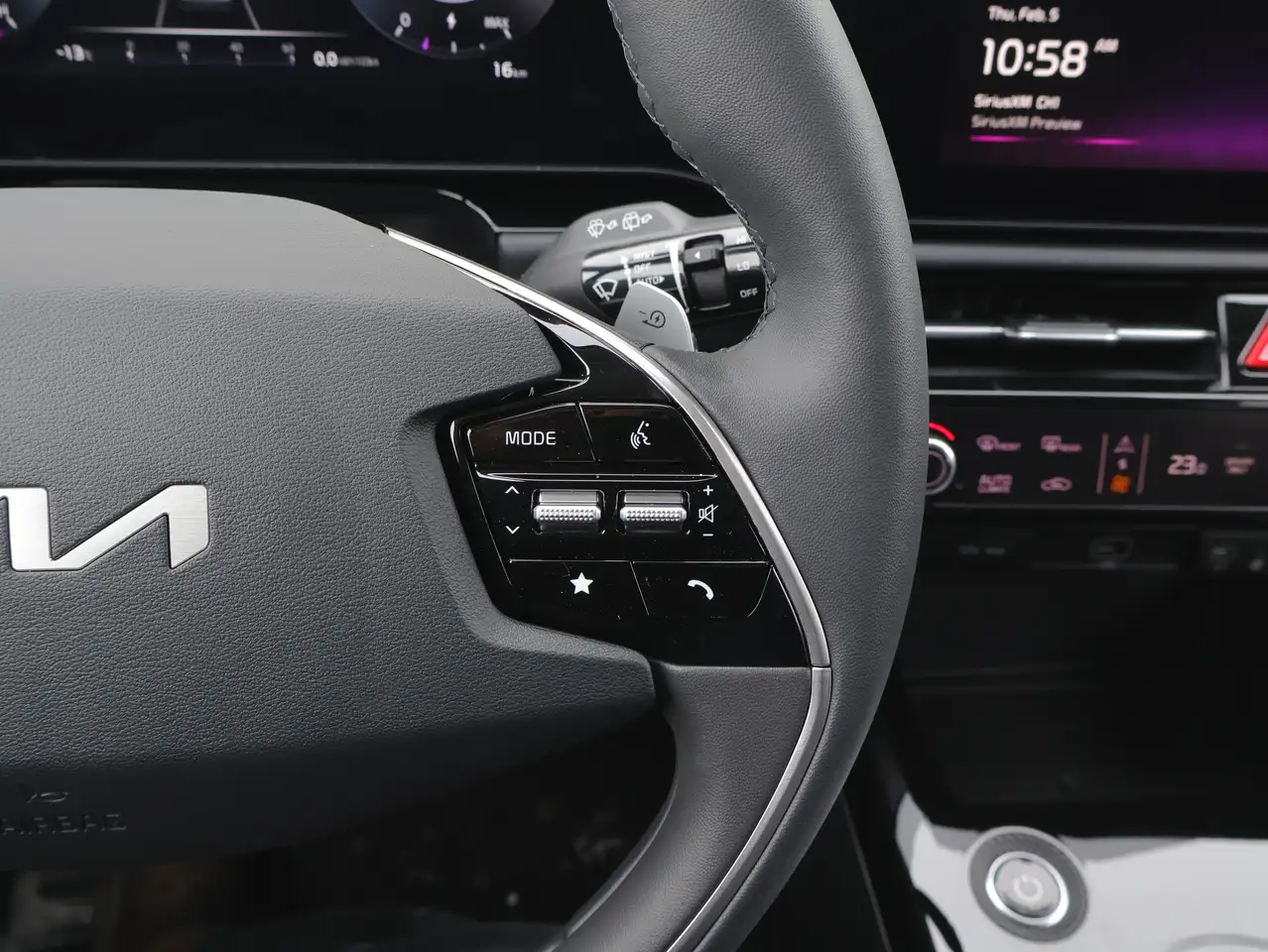 Kia Niro снимка Kia Niro