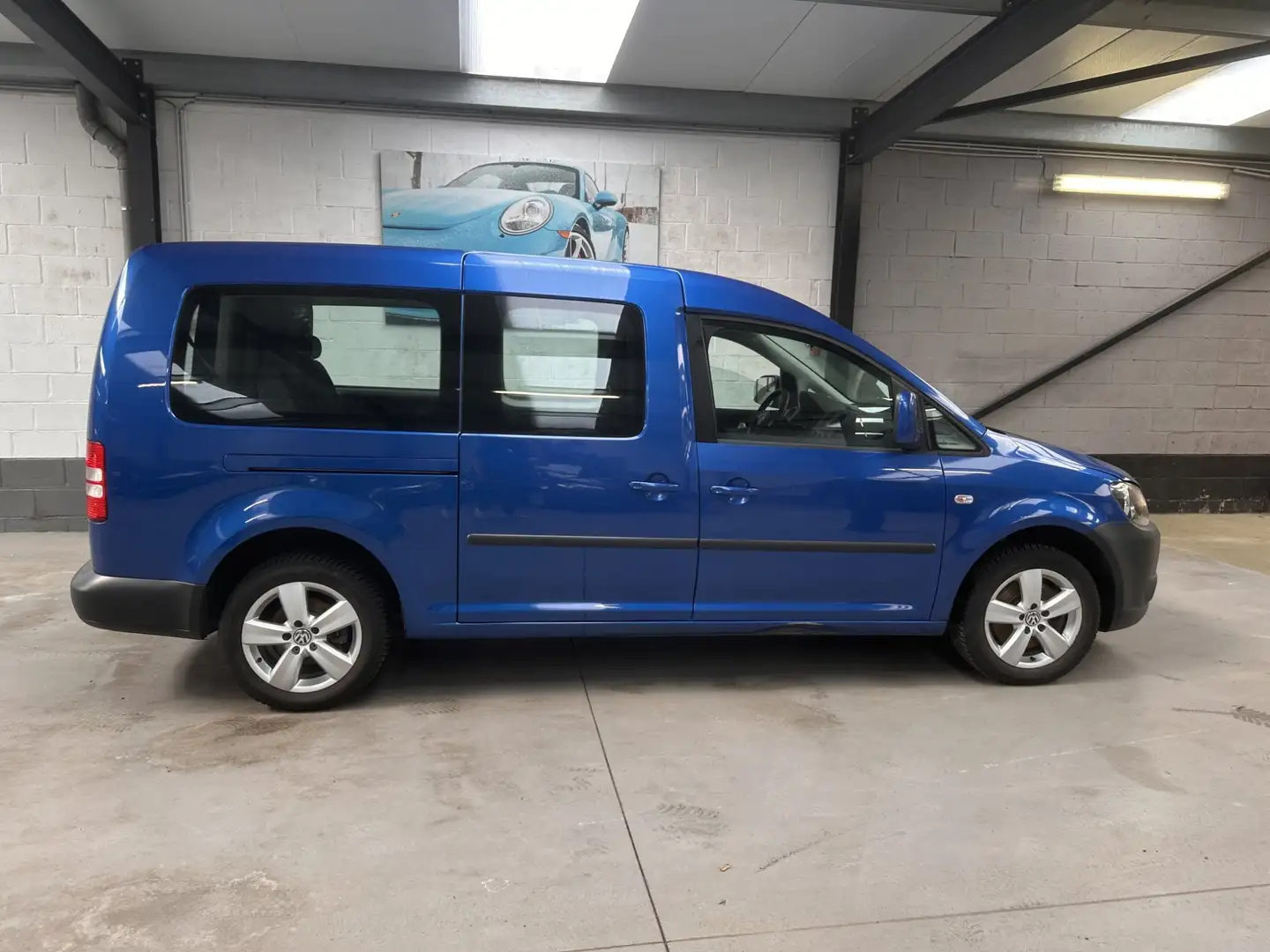 Volkswagen Caddy Maxi Life 2.0 Ecofuel Trendline Bleu - 2