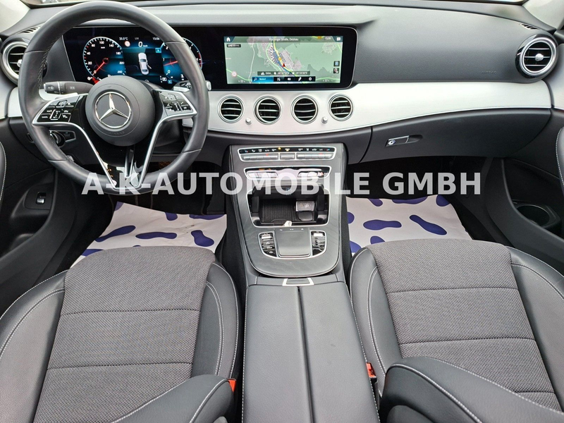 Mercedes-Benz E 400 d Lim. 4Matic Avantgarde PANO ACC — photo 13