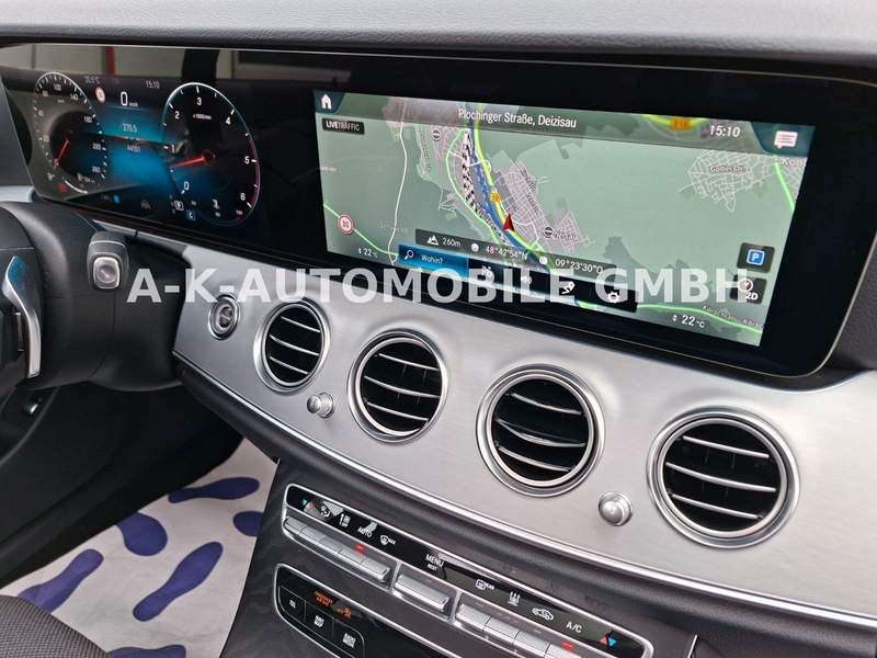Mercedes-Benz E 400 d Lim. 4Matic Avantgarde PANO ACC — photo 15