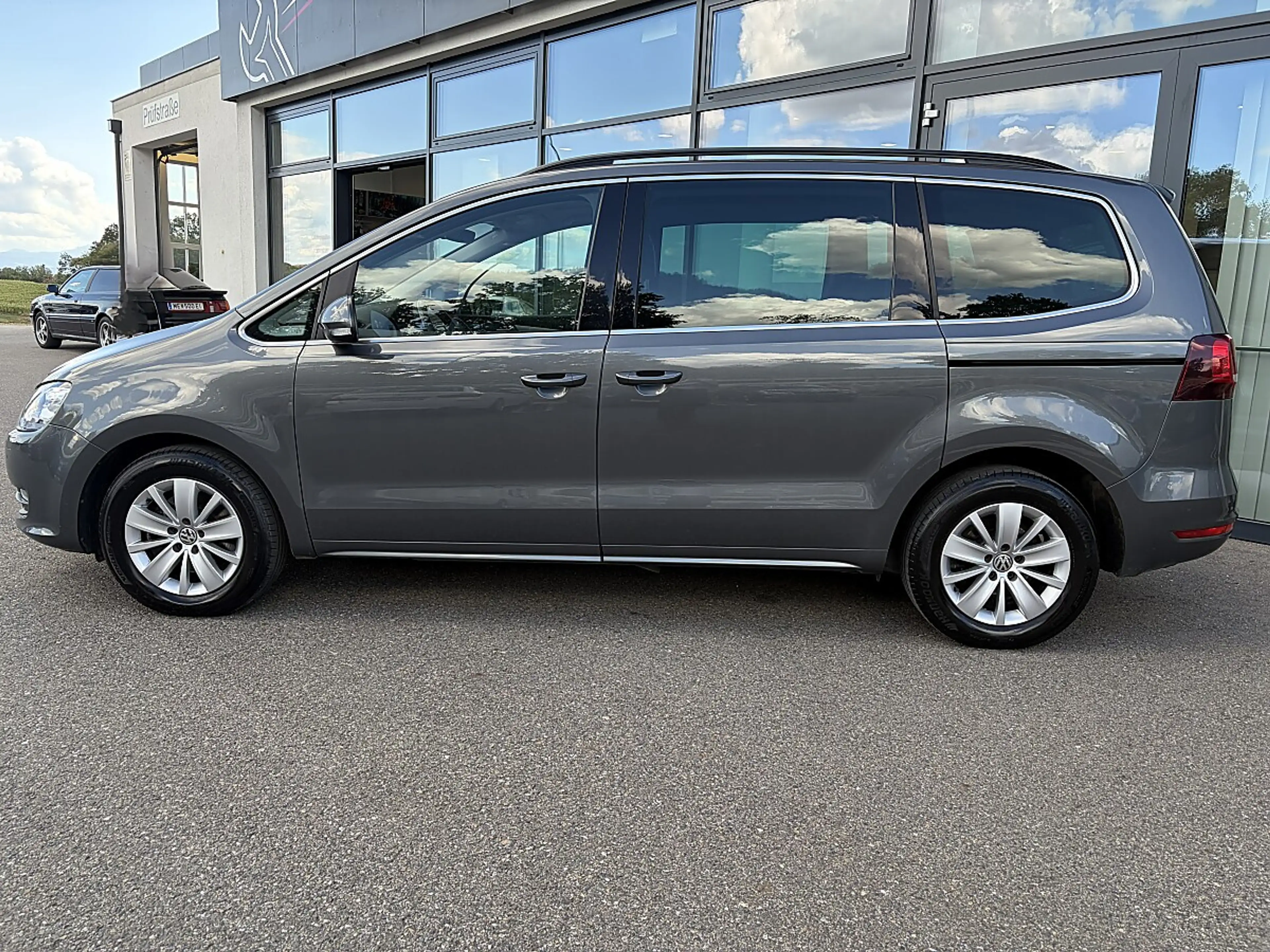 Volkswagen Sharan Business BMT SCR 2,0 TDI — photo 3
