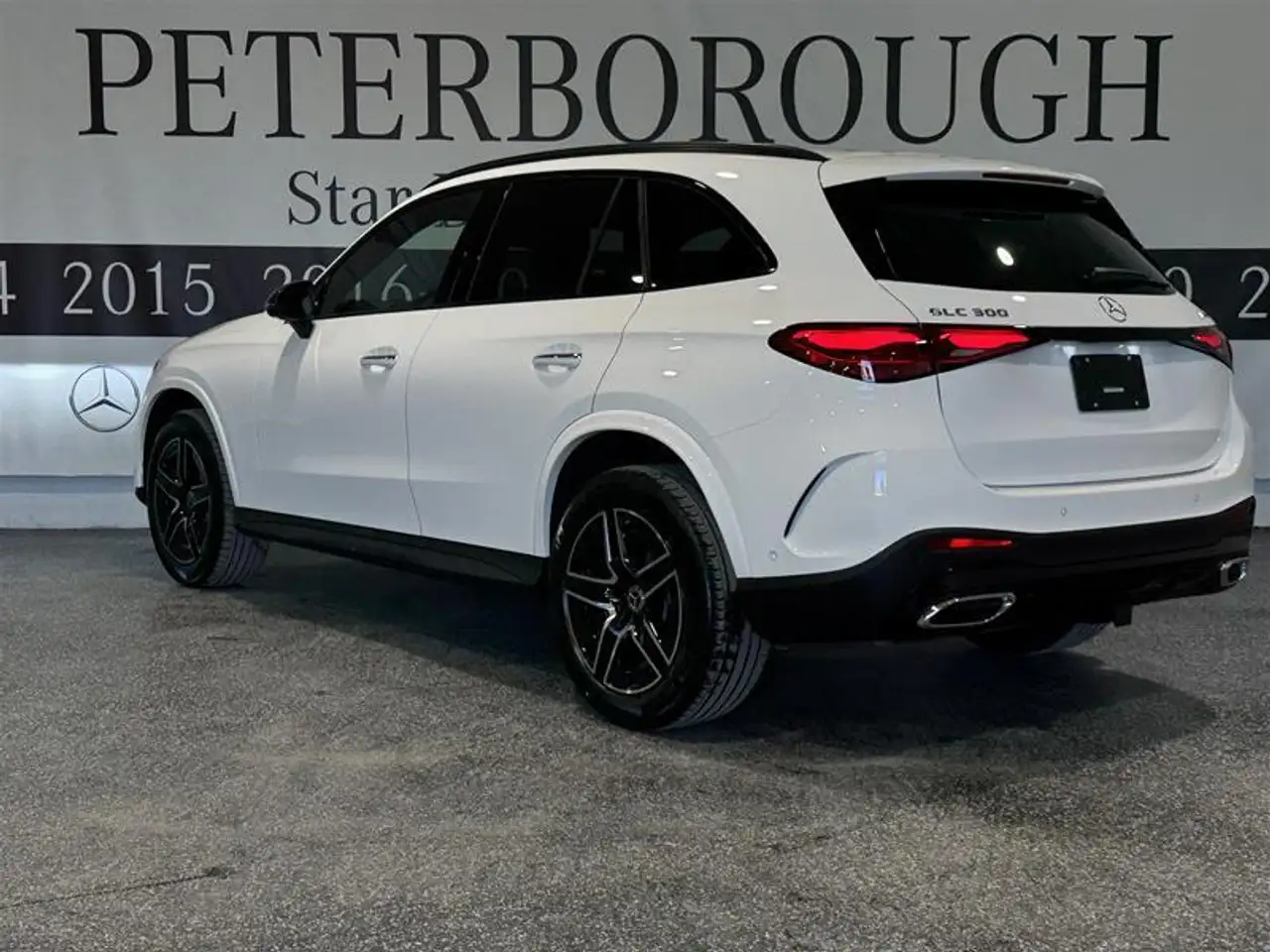 Mercedes-Benz GLC снимка Mercedes-Benz GLC