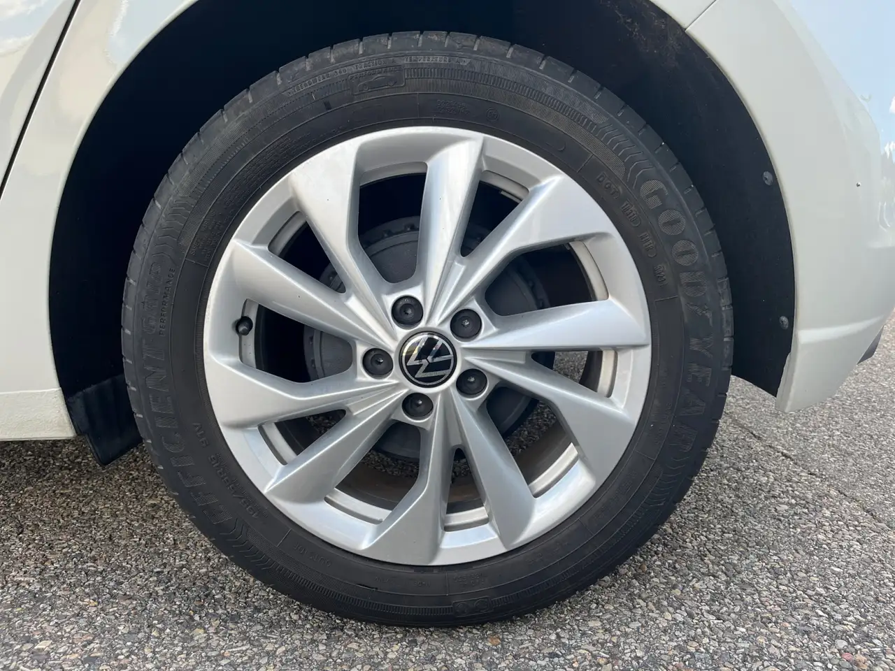 Volkswagen Polo Citadine 5 portes — photo 23