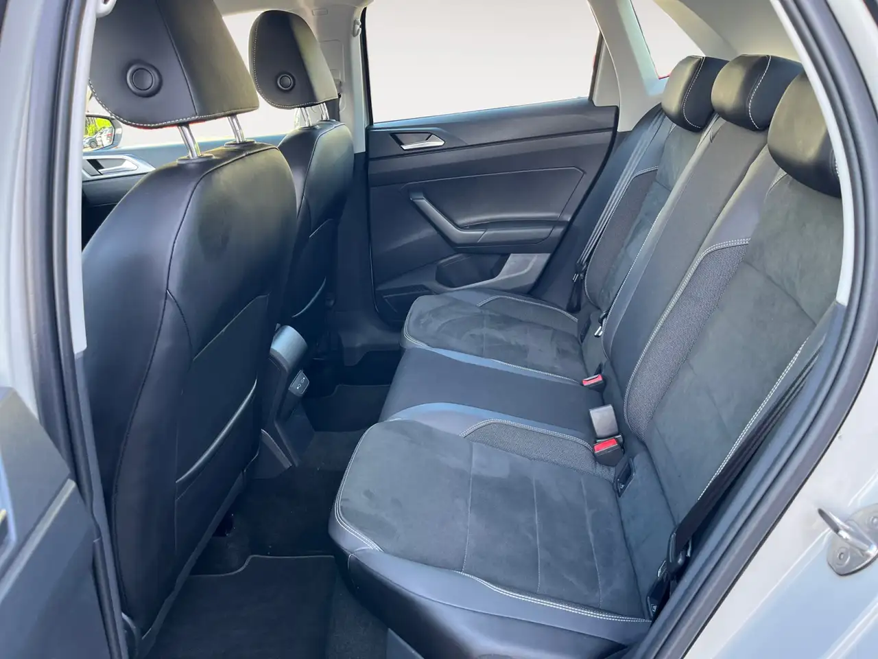 Volkswagen Polo Citadine 5 portes — photo 15
