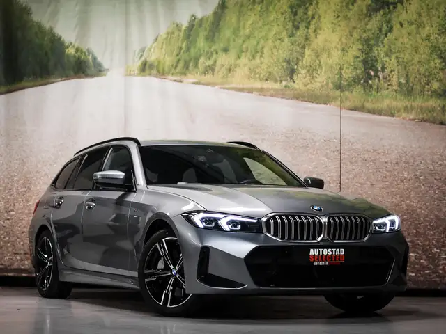 BMW 330 xDrive Touring M-Sport