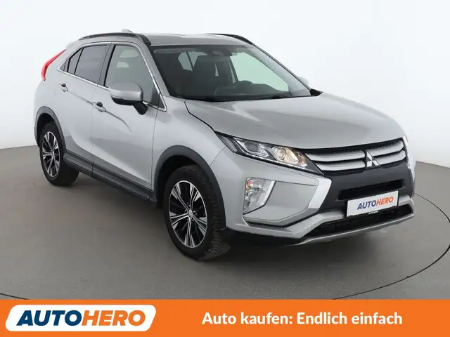 Mitsubishi Eclipse Cross view 8