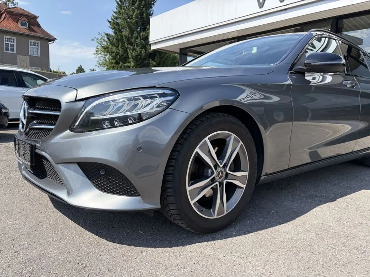 Mercedes-Benz C 180 CGI T (205.240) Grau - 2