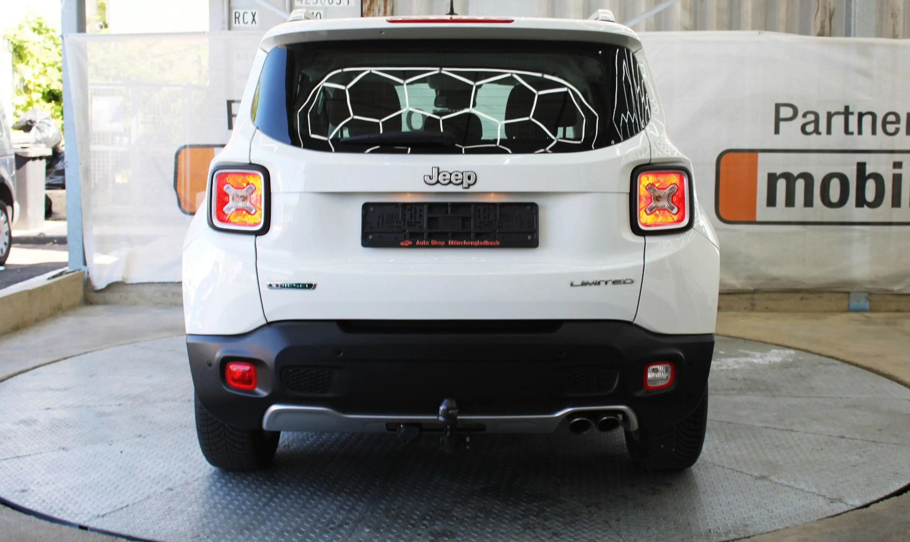 Jeep Renegade Limited *Tüv&Inspektion Neu*Navi* — photo 12