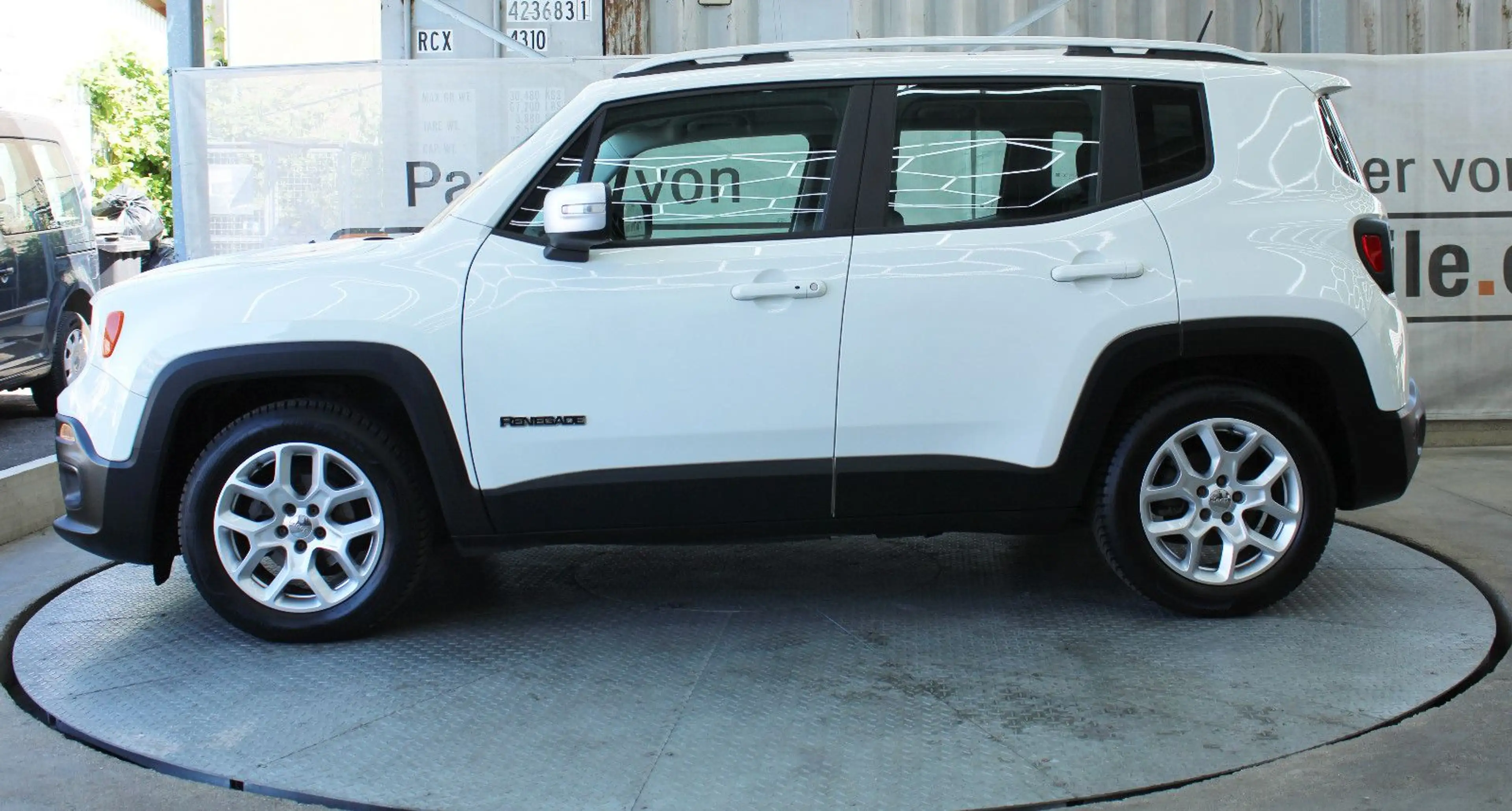 Jeep Renegade Limited *Tüv&Inspektion Neu*Navi* — photo 3