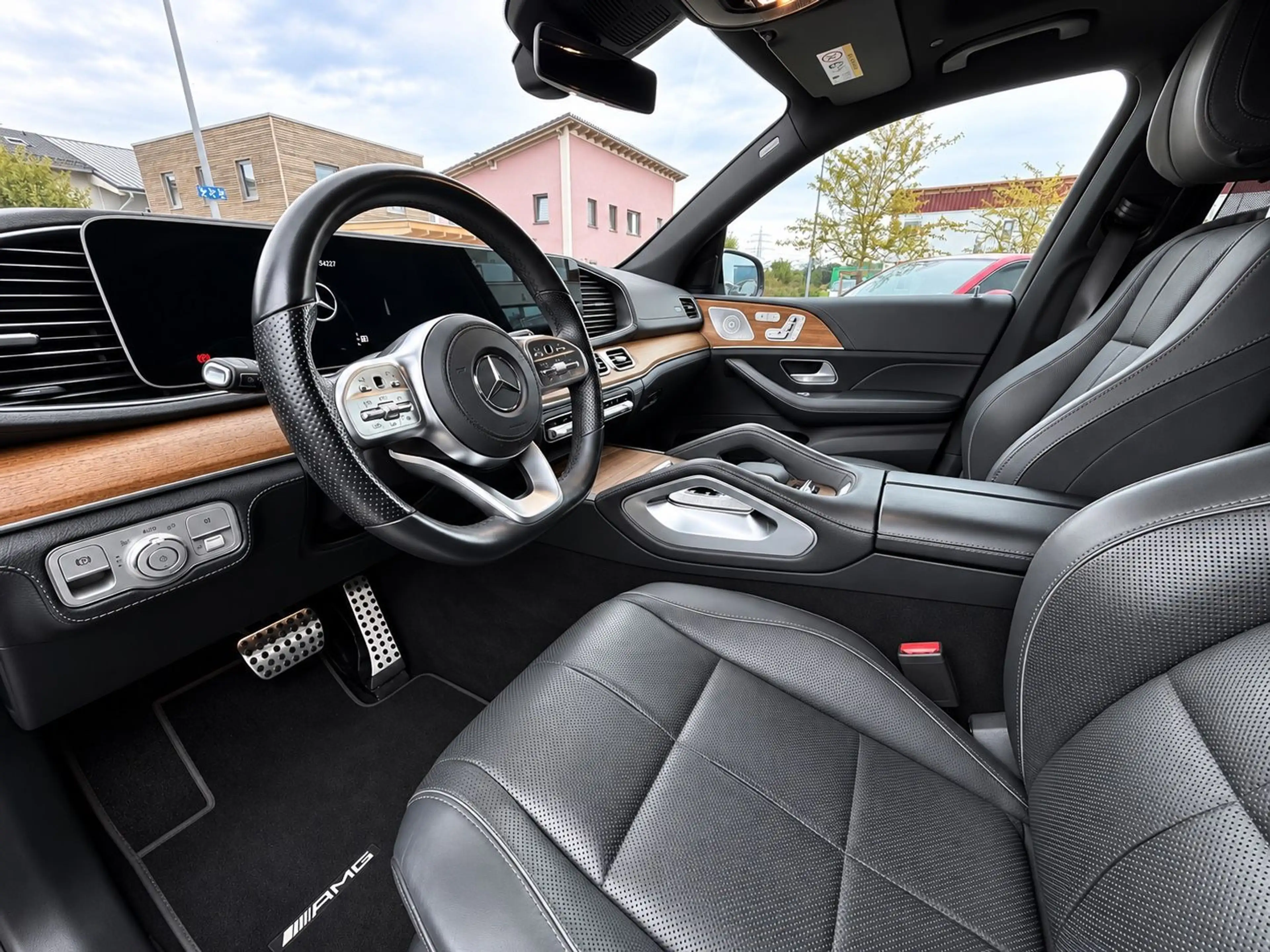 Mercedes-Benz GLS 400 d AMG Line 4Matic/HUD/PANO/BURM/21Zoll — photo 8