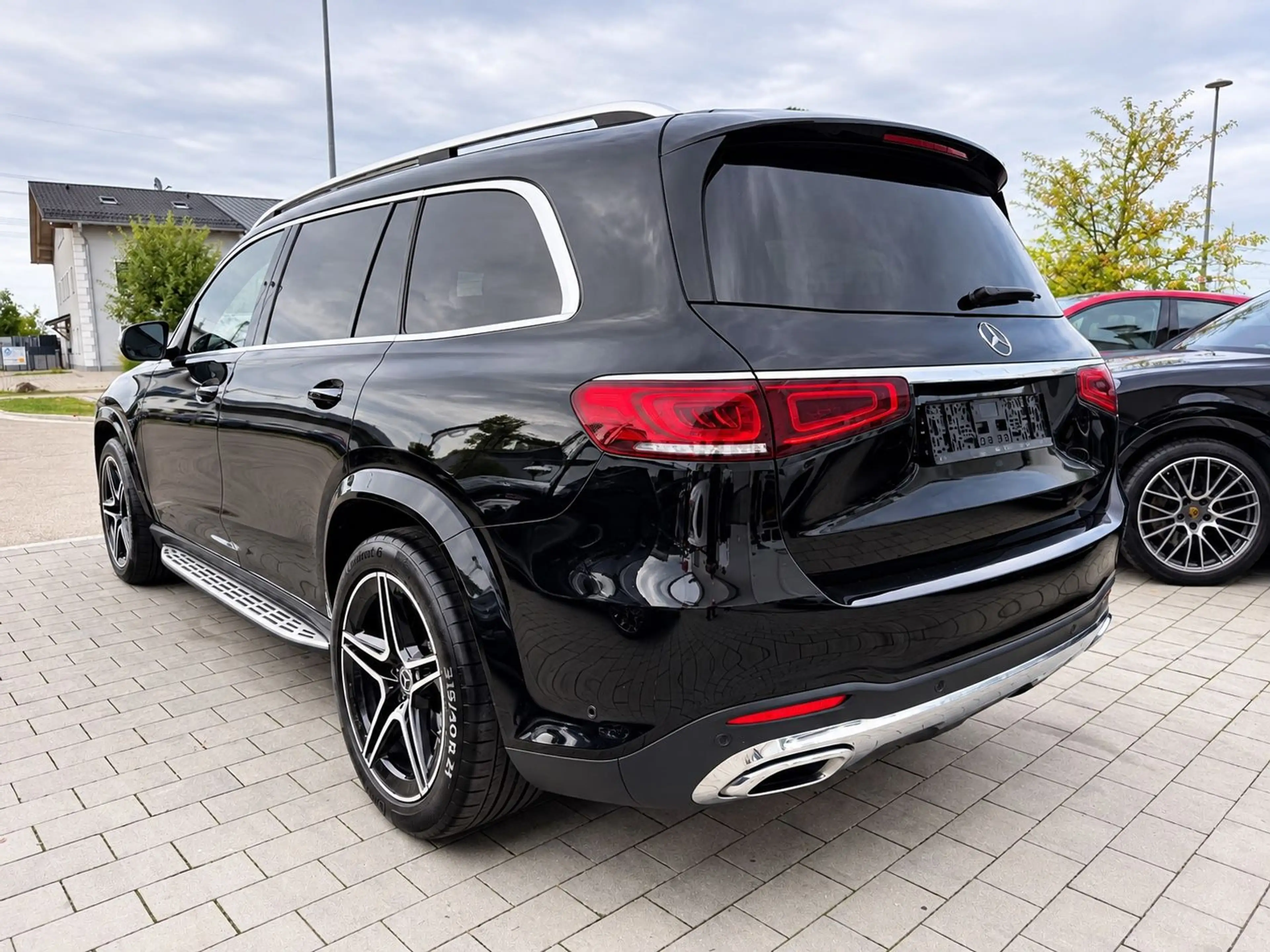 Mercedes-Benz GLS 400 d AMG Line 4Matic/HUD/PANO/BURM/21Zoll — photo 3