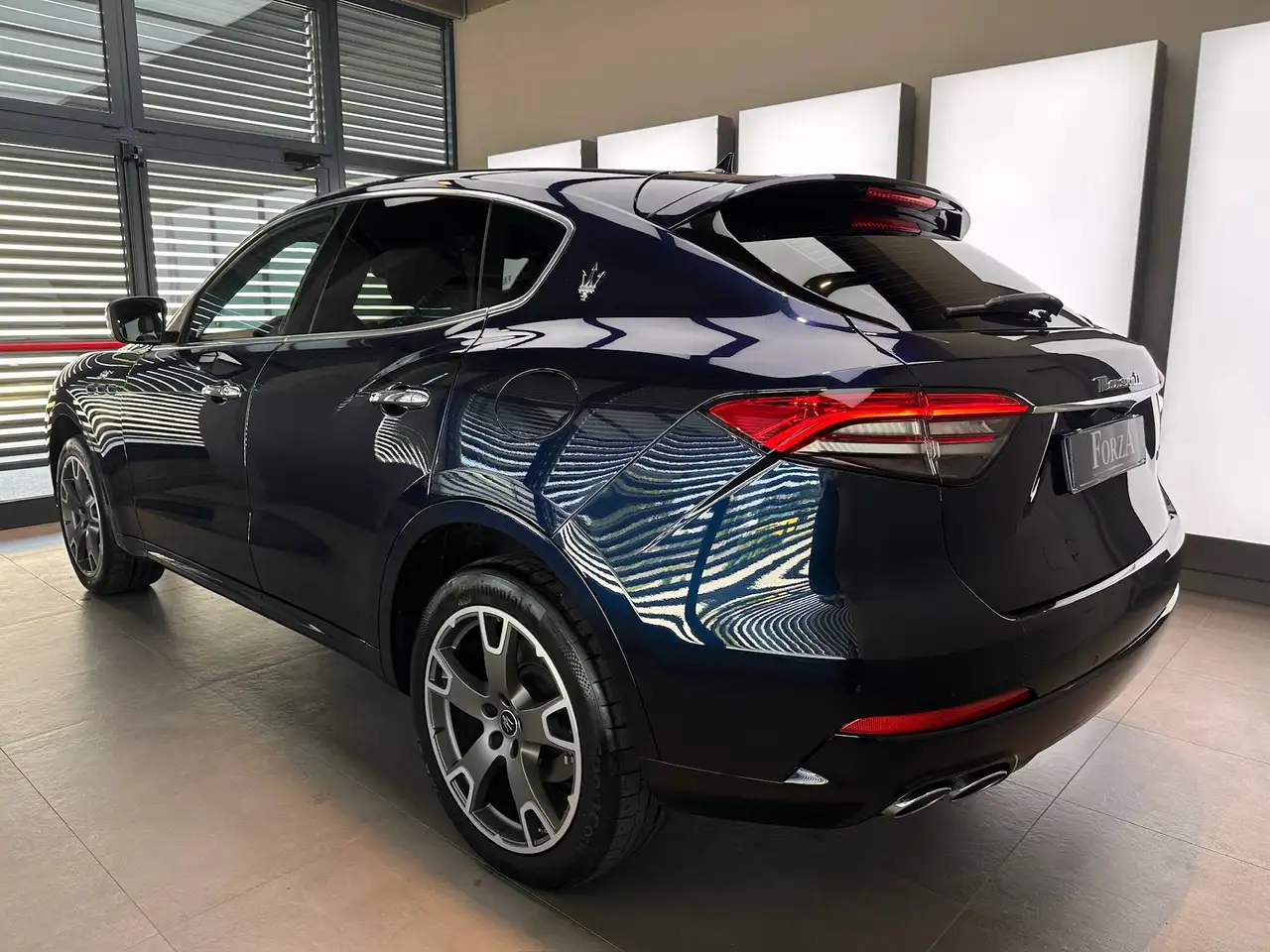 Maserati Levante 2022 — фото 14