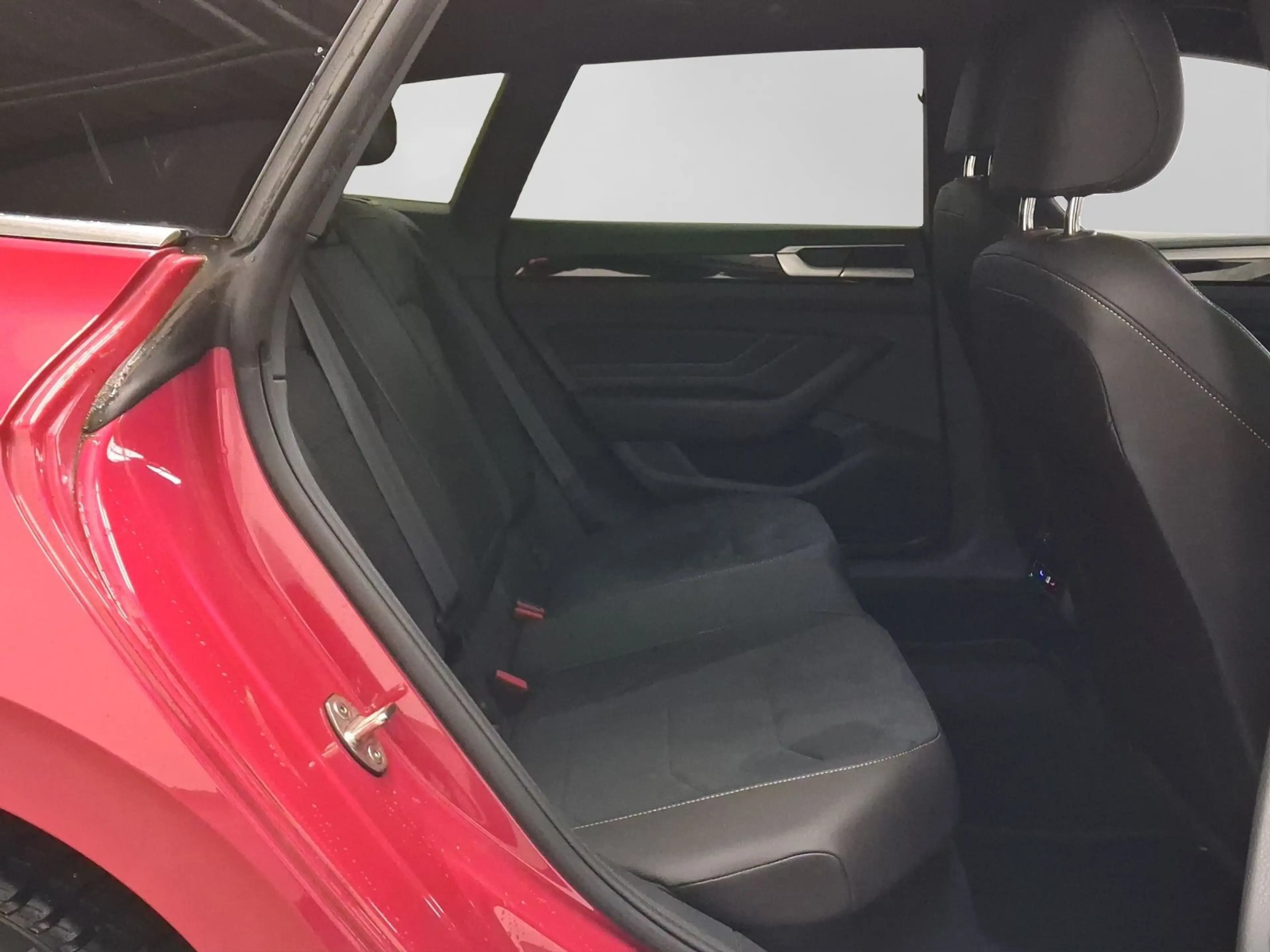Volkswagen Arteon 2.0 TDI R-LINE ST.HEIZ IQ. — photo 6