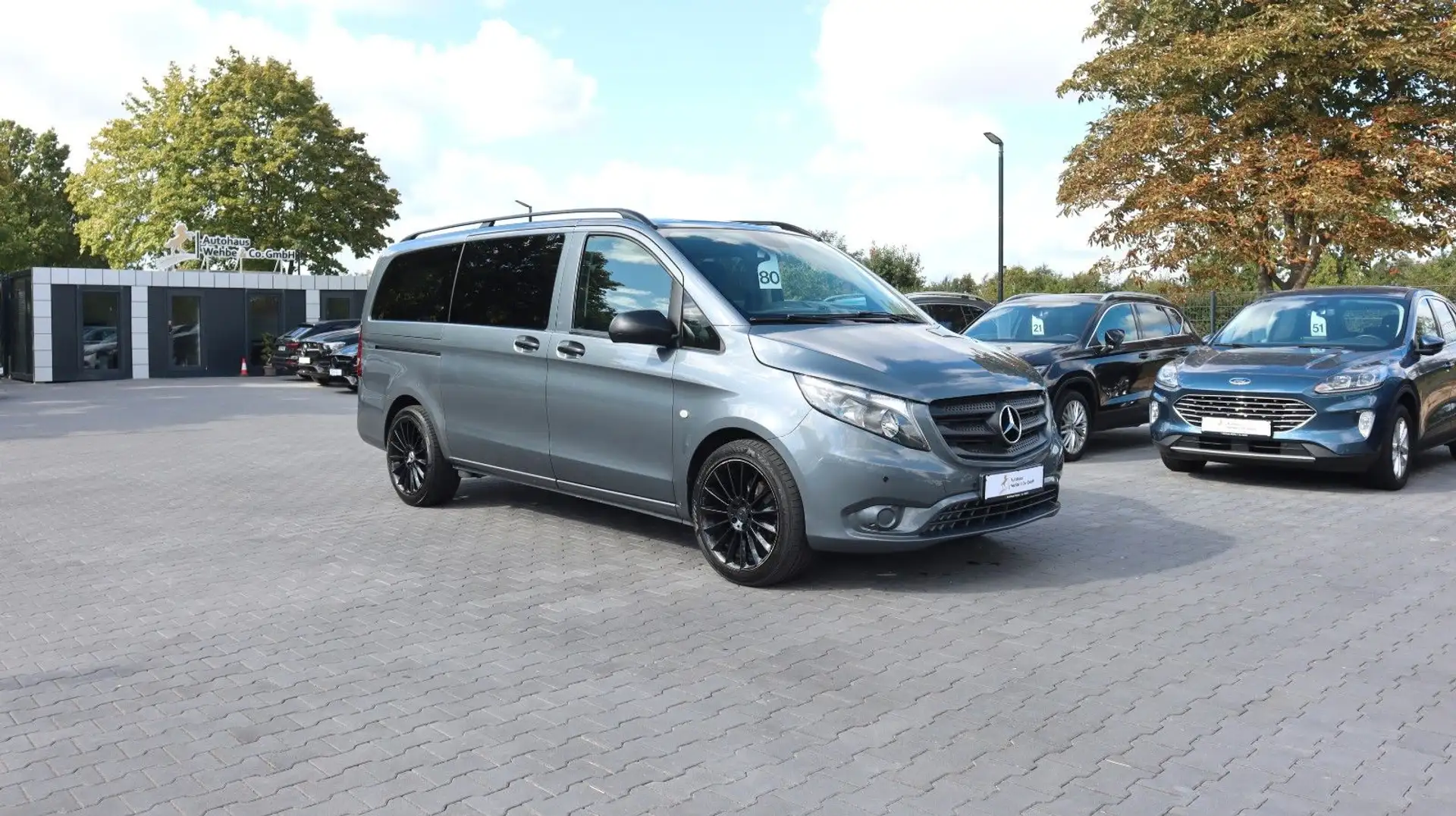 Mercedes-Benz Vito Tourer 114 CDI Pro Lang 9 Sitze Kamera AHK Grau - 1