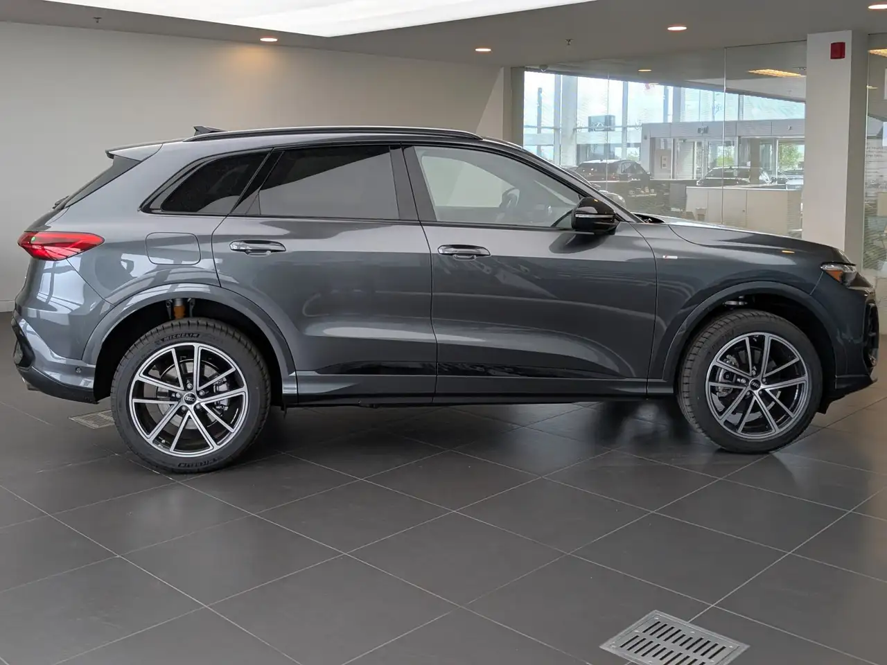 Audi Q5 снимка Audi Q5