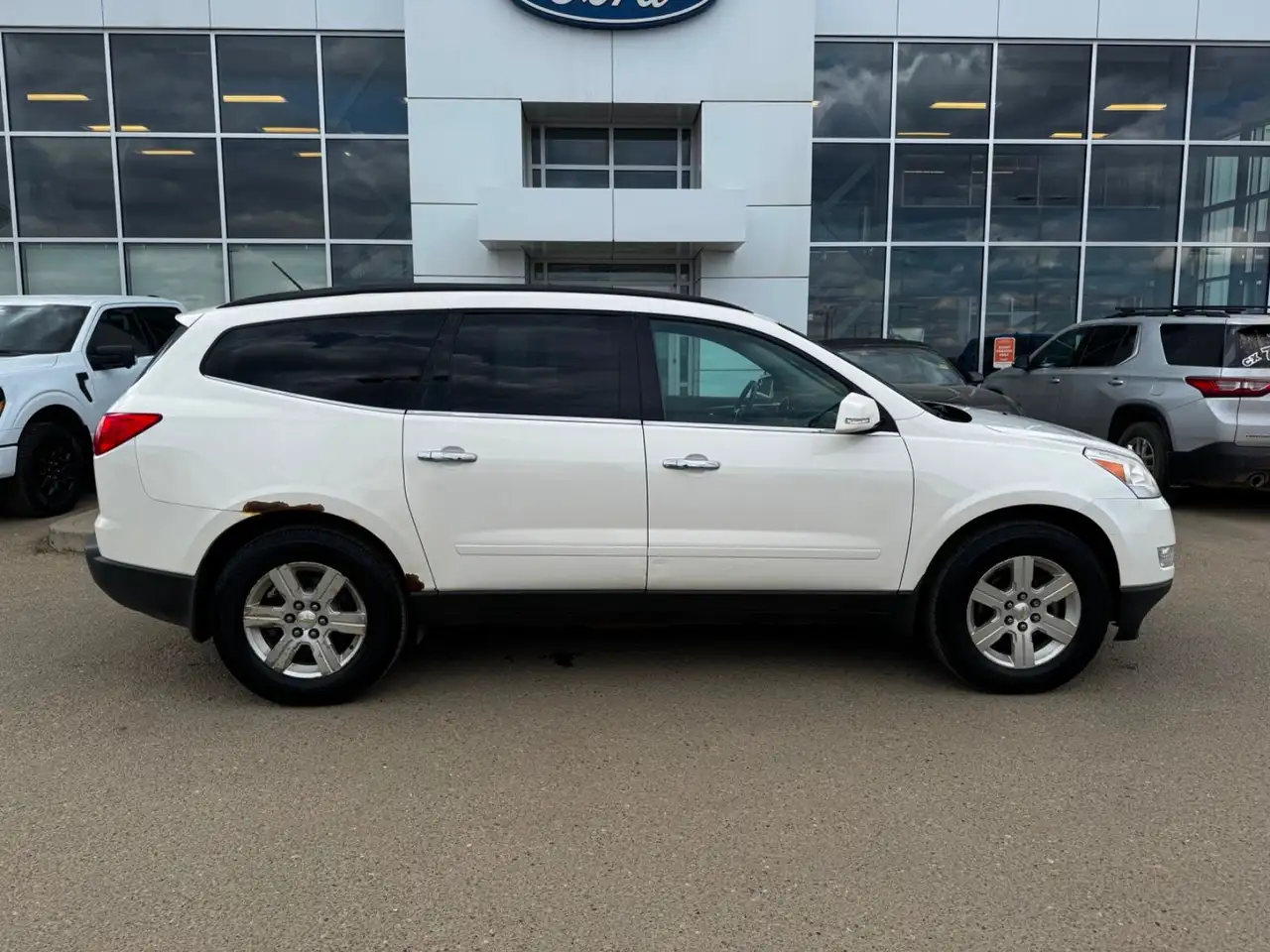 Chevrolet Traverse снимка Chevrolet Traverse