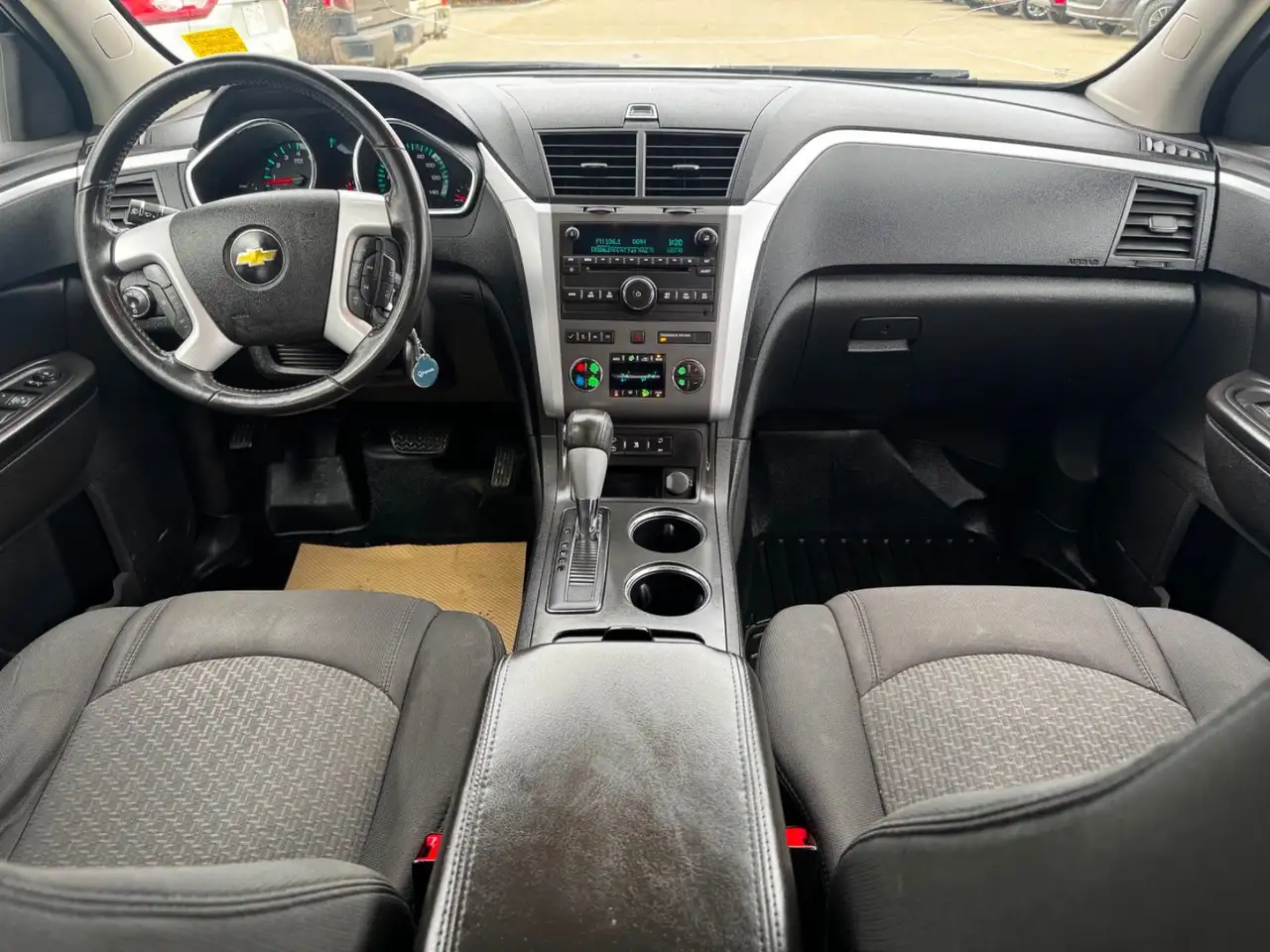 Chevrolet Traverse снимка Chevrolet Traverse