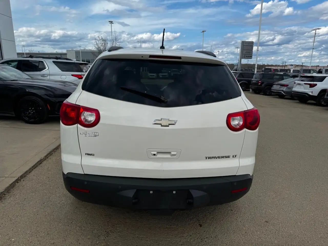 Chevrolet Traverse снимка Chevrolet Traverse