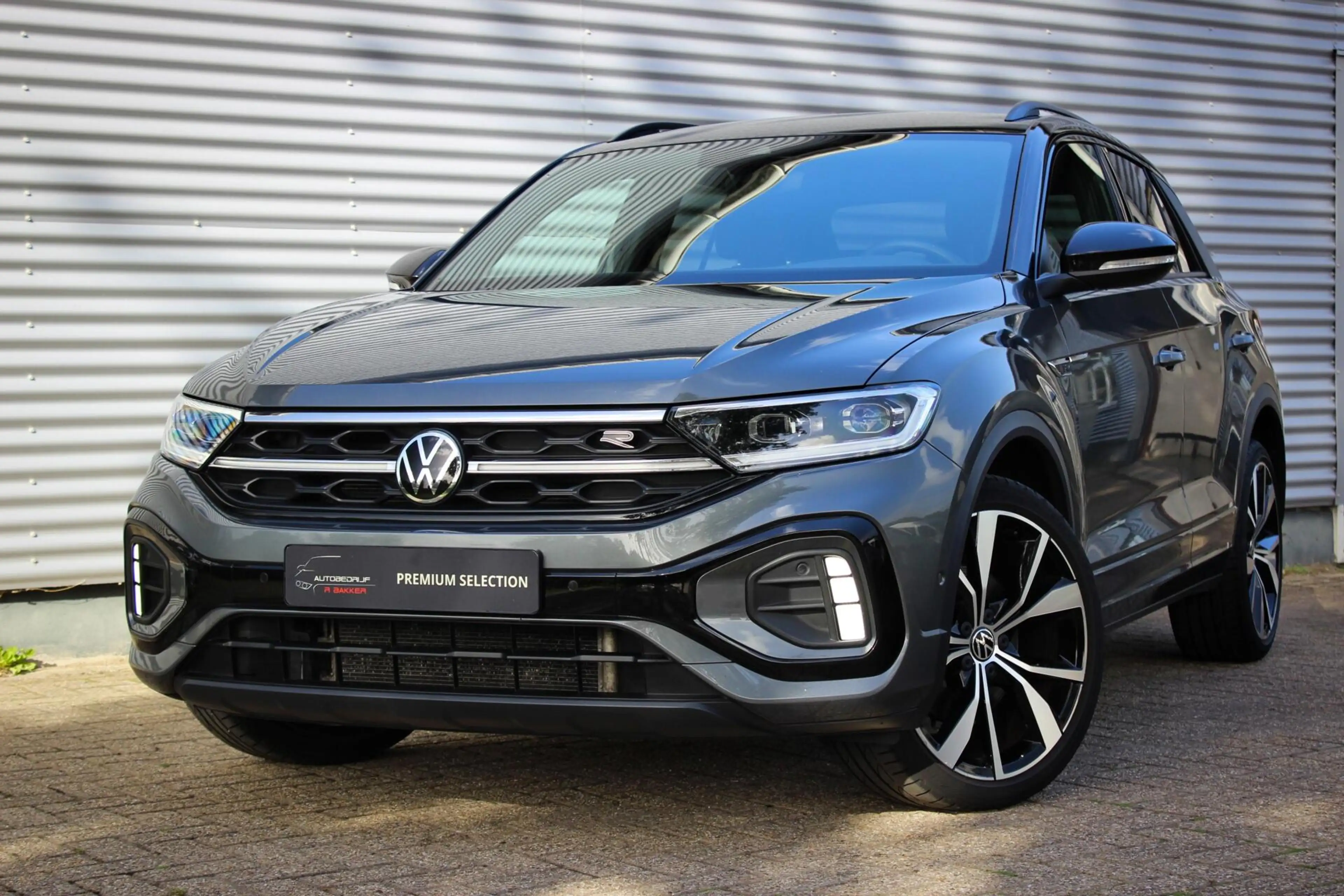 Volkswagen T-Roc 1.5 TSI R-Line // Black Style | Trekhaak | IQ.Ligh — photo 9