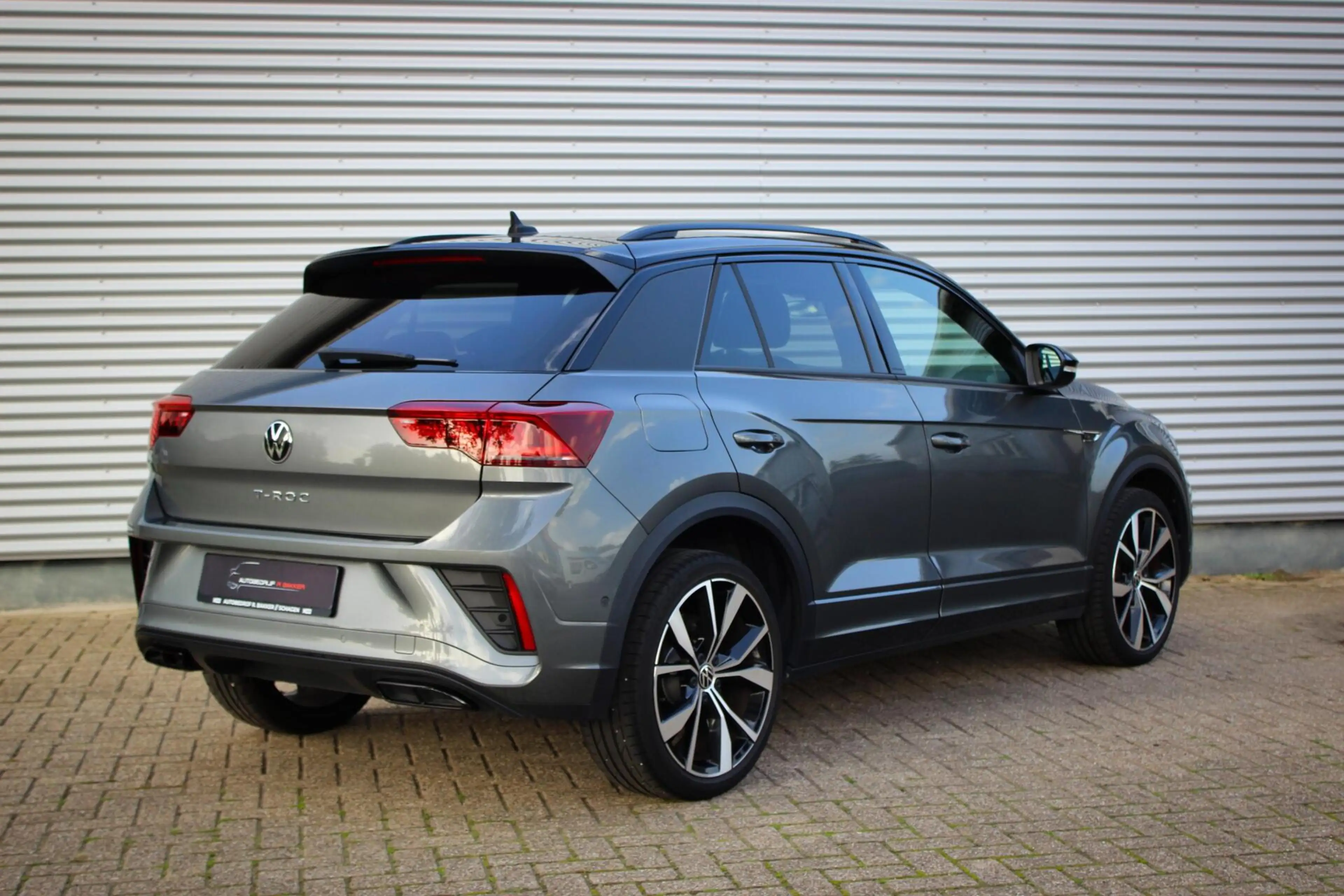 Volkswagen T-Roc 1.5 TSI R-Line // Black Style | Trekhaak | IQ.Ligh — photo 3