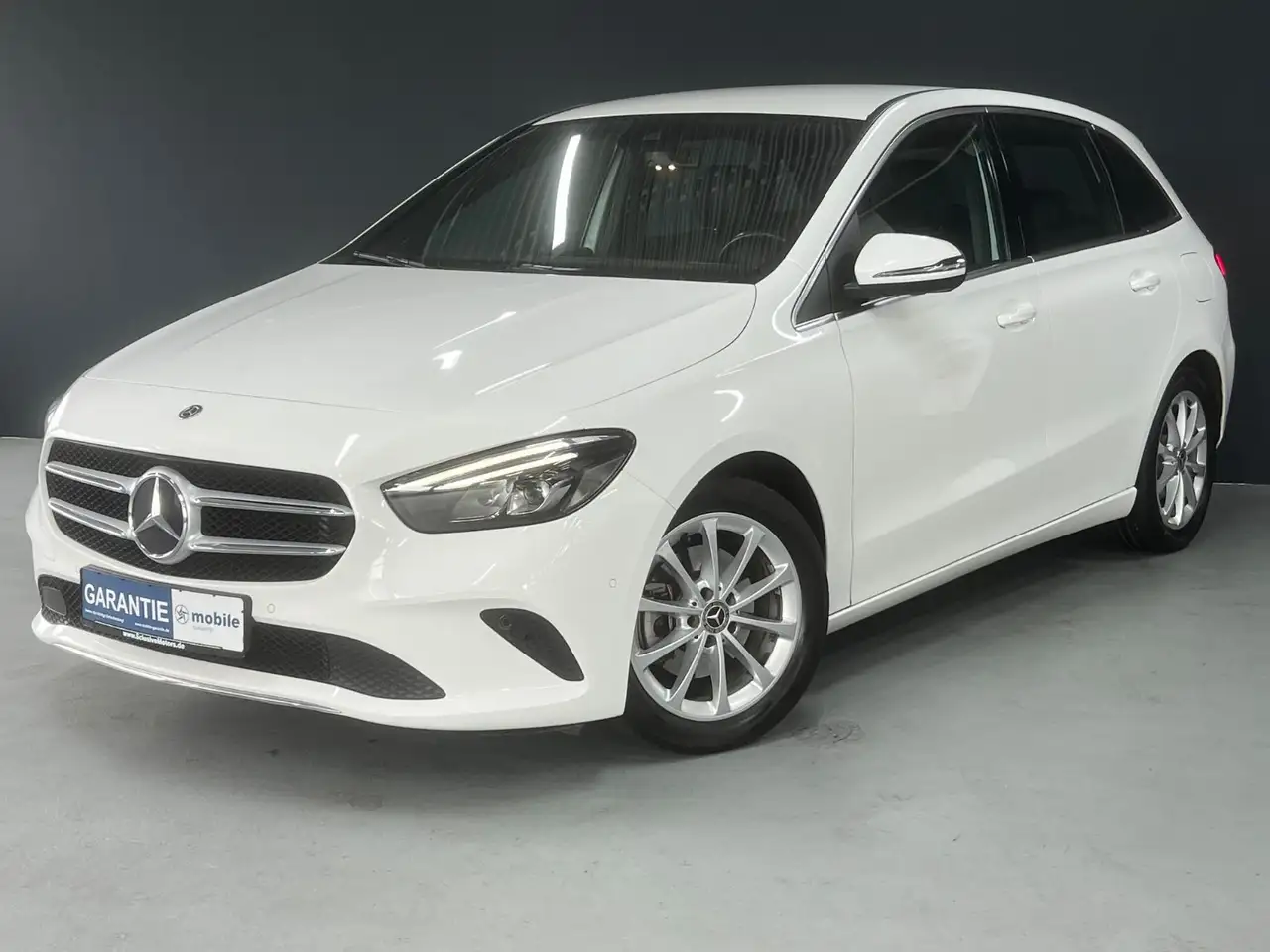 Mercedes-Benz B 200