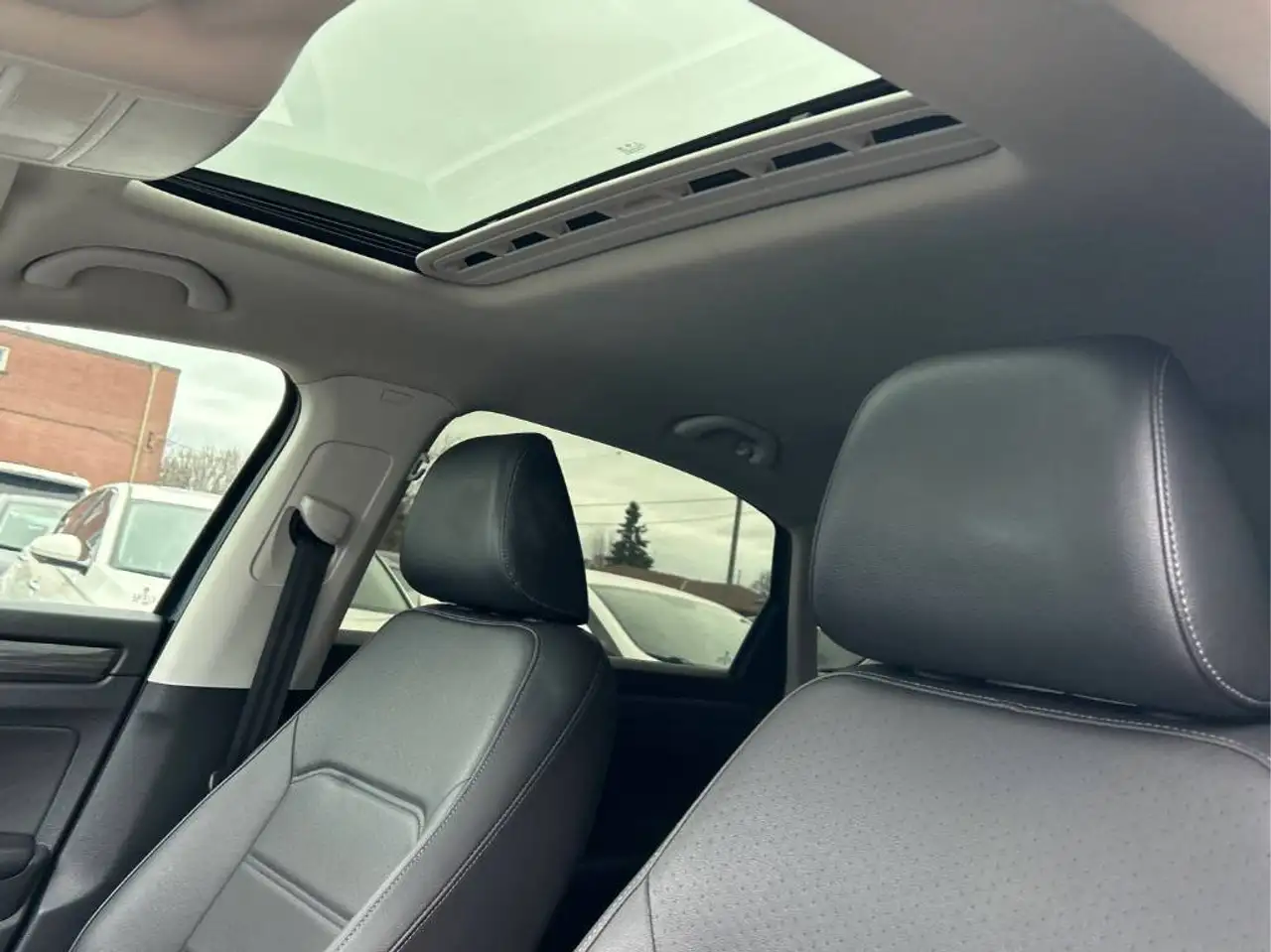 Volkswagen Passat снимка Volkswagen Passat