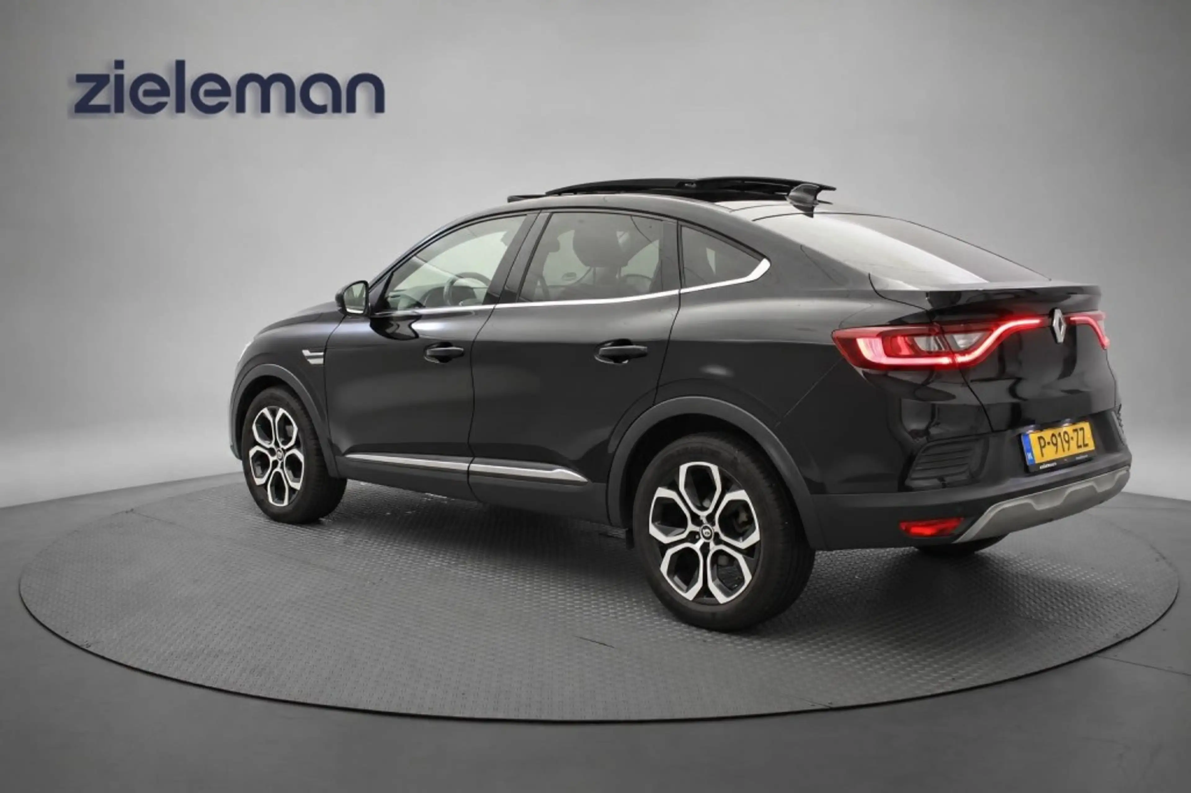 Renault Arkana 1.6 E-Tech Hybrid 145 Intens - Panorama, Digitaal — photo 3