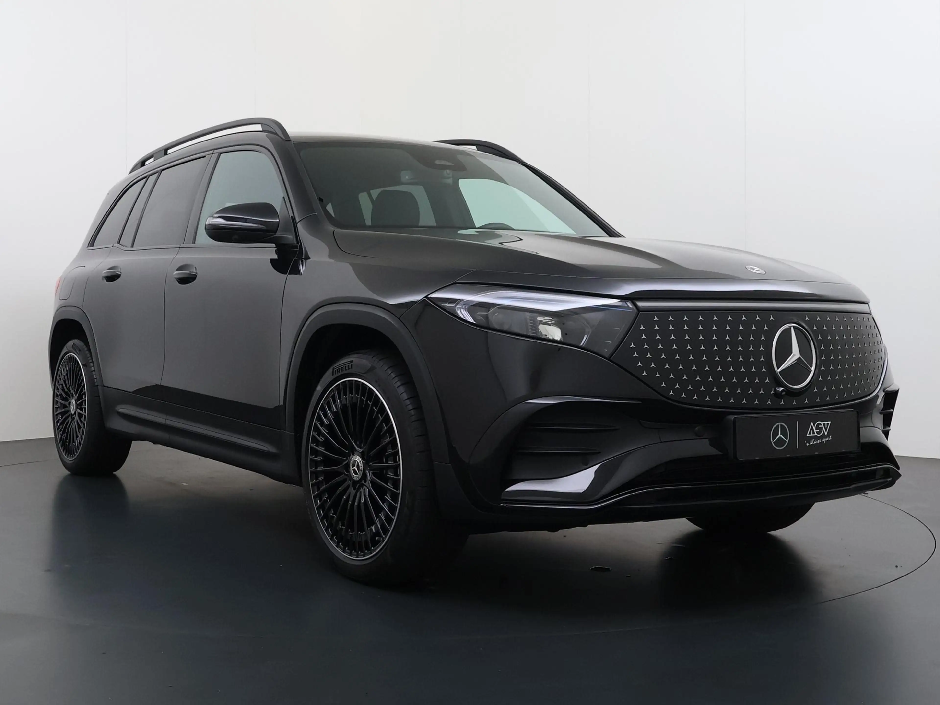 Mercedes-Benz EQB 250 250+ Business Solution AMG — photo 12