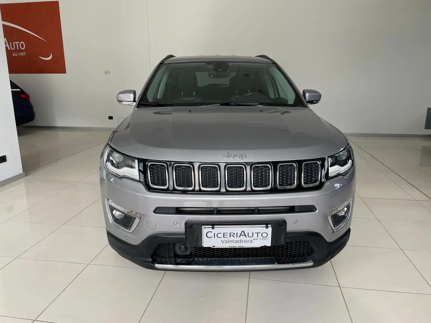 Jeep Compass II 2017 1.6 mjt Limited 2wd 120cv Gris - 2