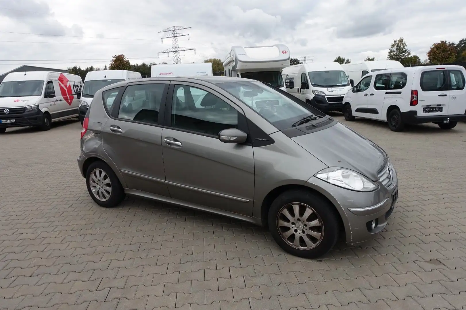 Mercedes-Benz A 150 Elegance Grau - 2