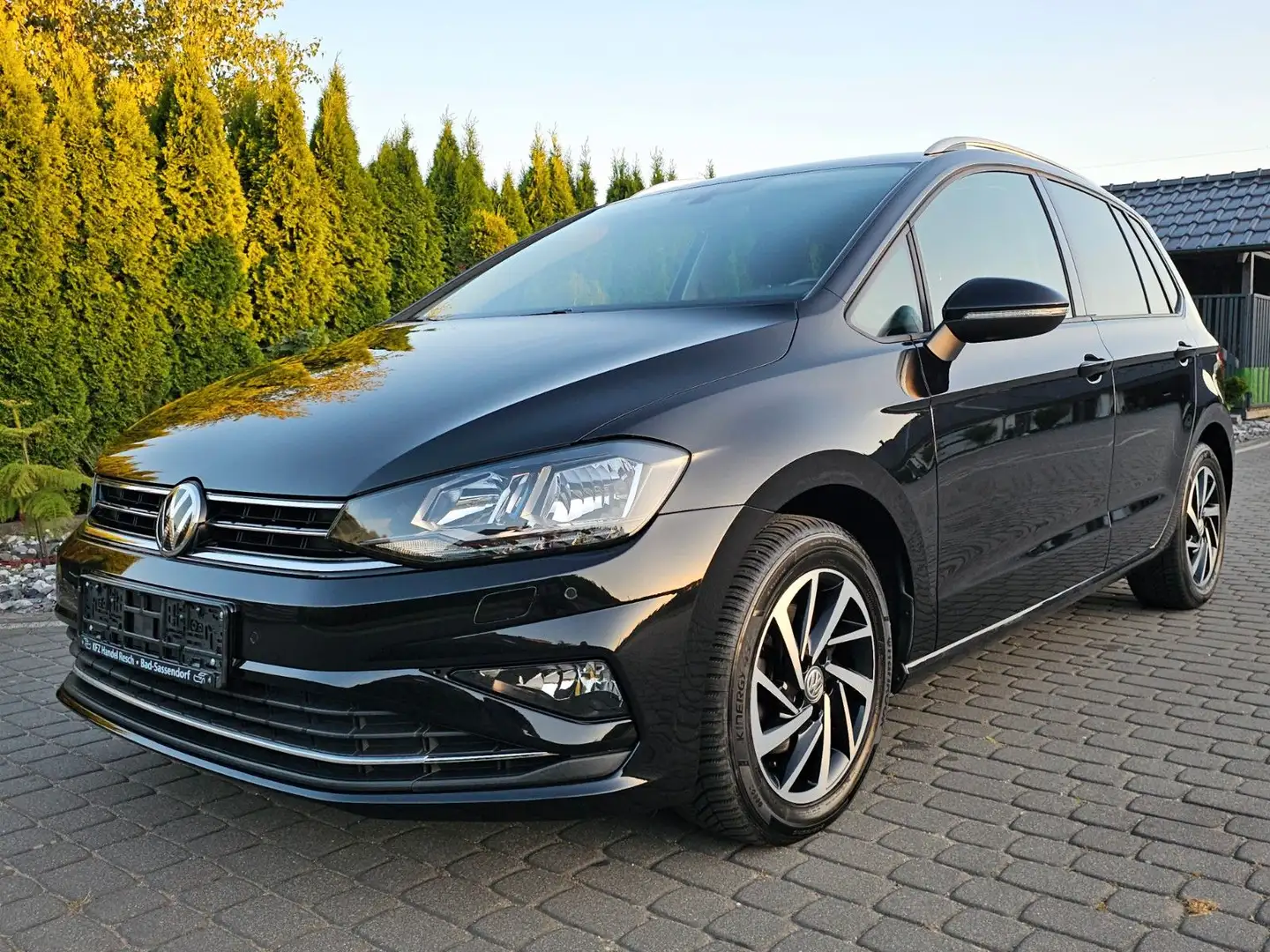 Volkswagen Golf Sportsvan VII Join Negro - 2