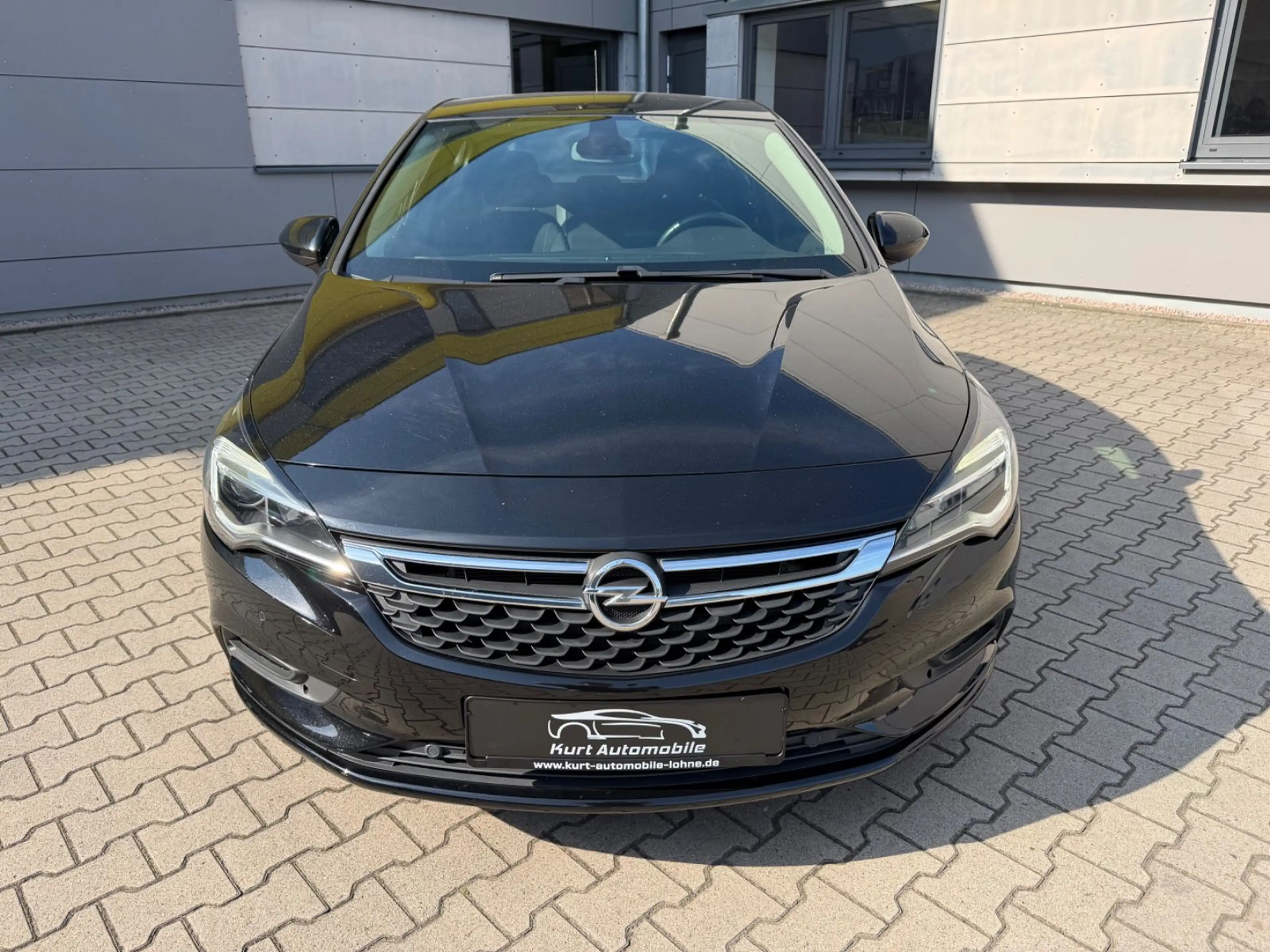 Opel Astra K Lim. Edition/AUTOMATIK/SHZ/KLIMAA*/TEMPO — photo 9