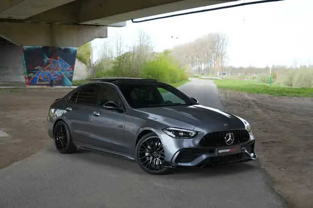 Mercedes-Benz C 180 AMG-KIT | PANO | KEYLESS | HEAD-UP | BURMESTER