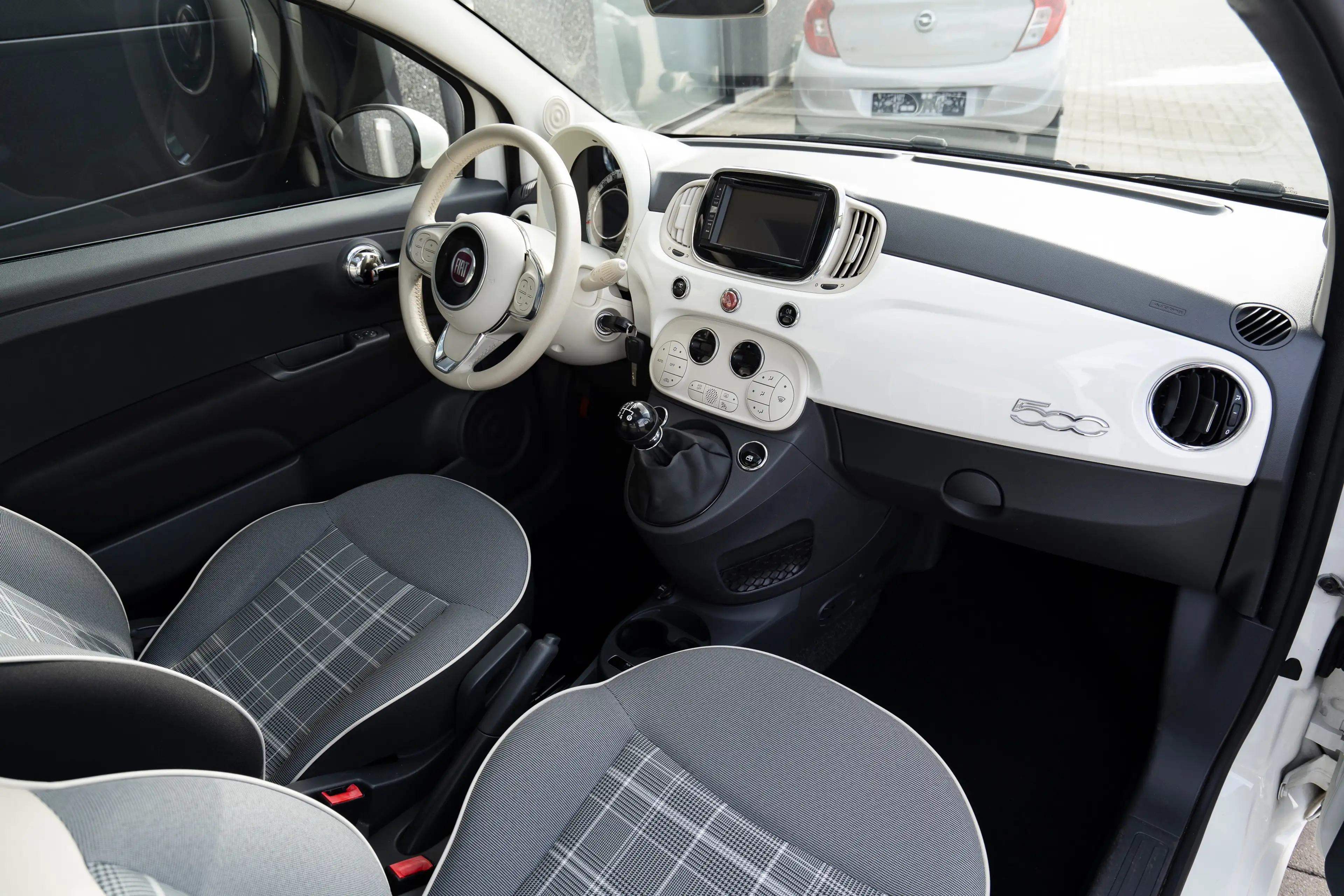 Fiat 500 500 1.2i Lounge ** Nieuwstaat ** — photo 14