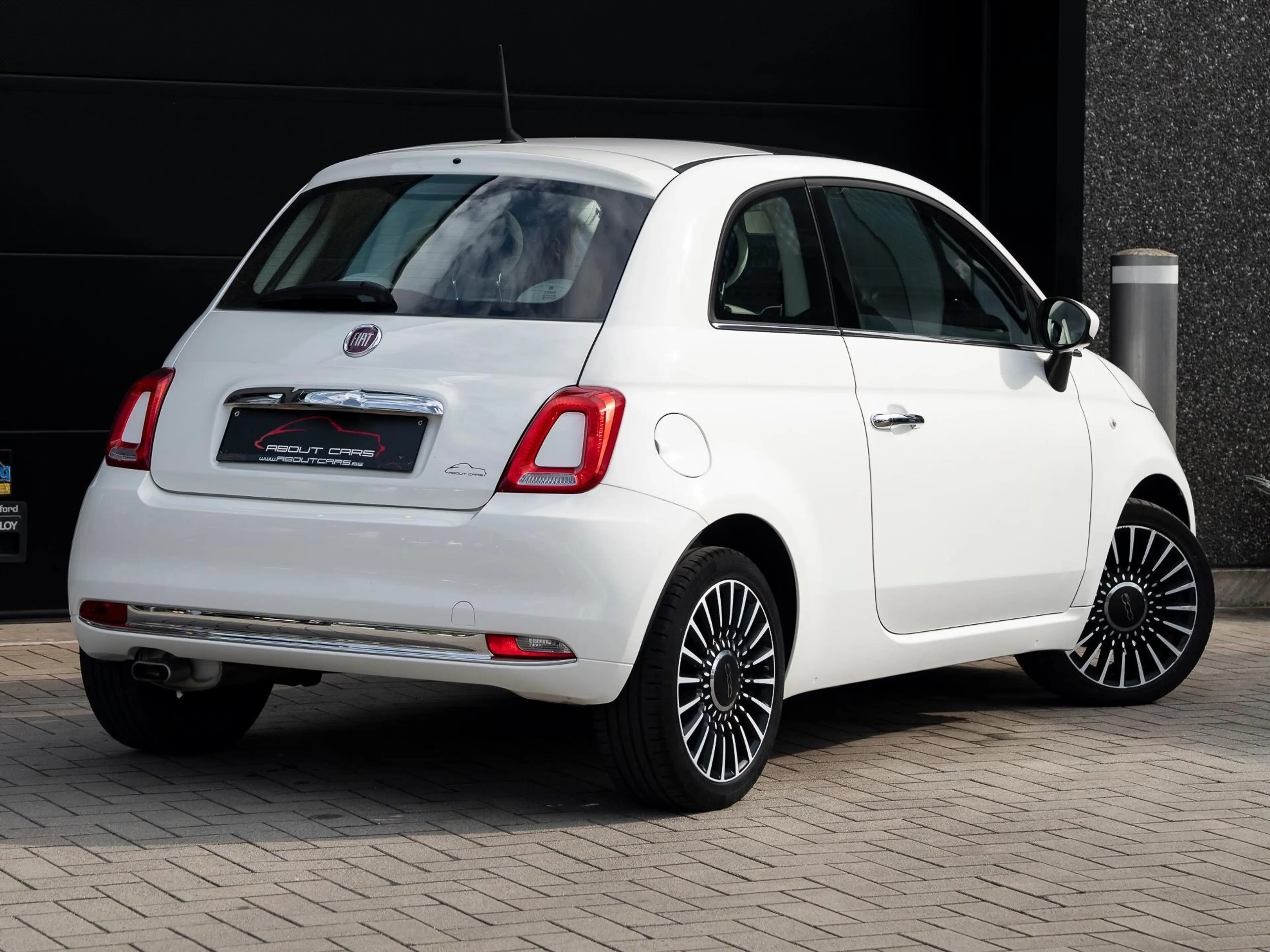 Fiat 500 500 1.2i Lounge ** Nieuwstaat ** — photo 2