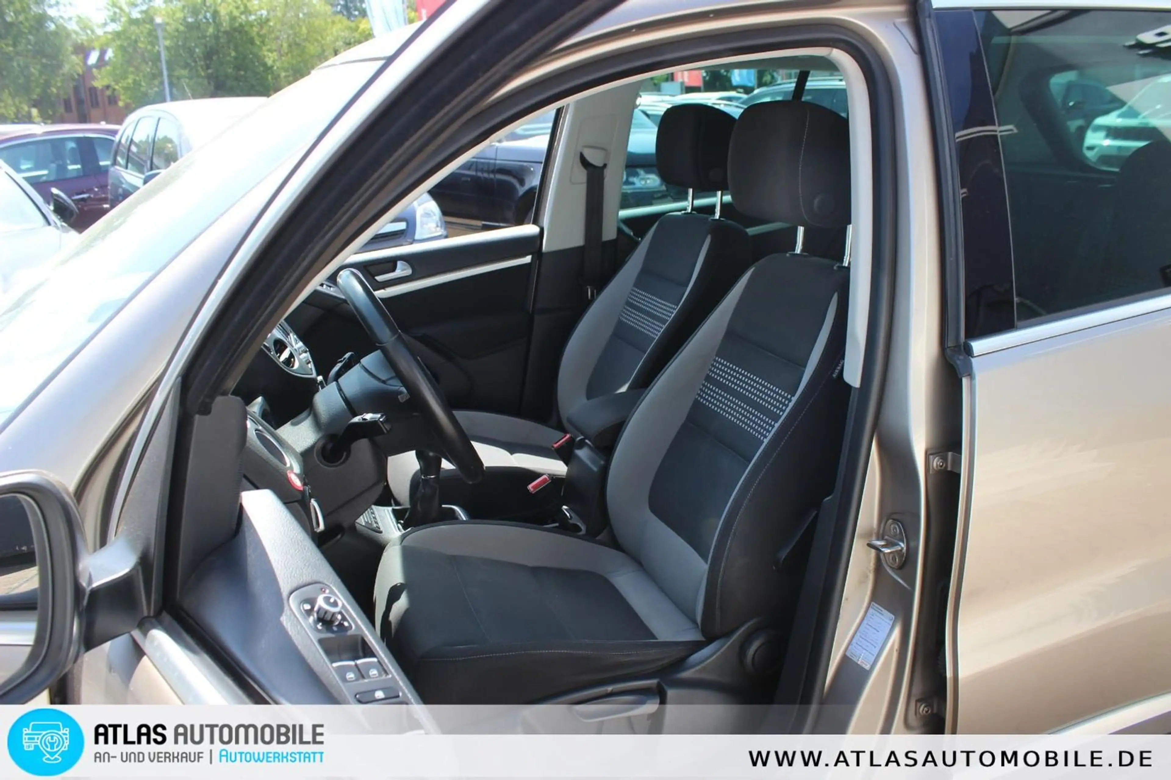 Volkswagen Tiguan Life BMT 2,0 TDI NAVIGATION=KLIMAAUT=STAN — photo 15