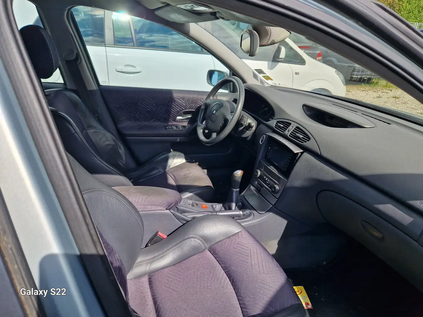 Renault Laguna Laguna 2.0 16V Elysee Gris - 2