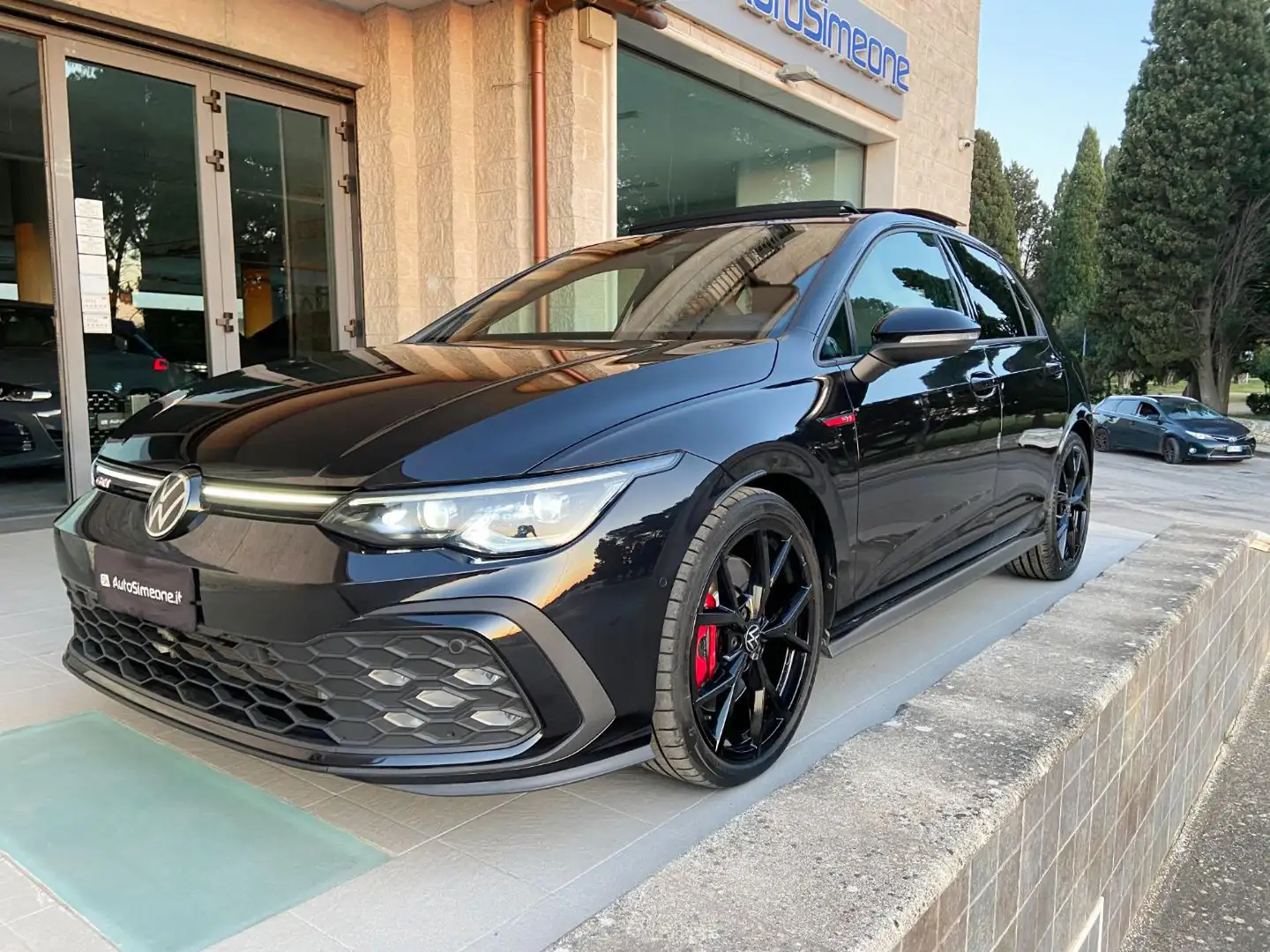 Volkswagen Golf GTI 2.0 TSI GTI DSG TETTO-LED-PELLE-CERCHI 19'' R Schwarz - 1
