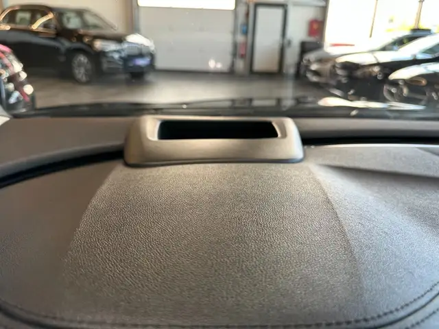 Opel Insignia view 15
