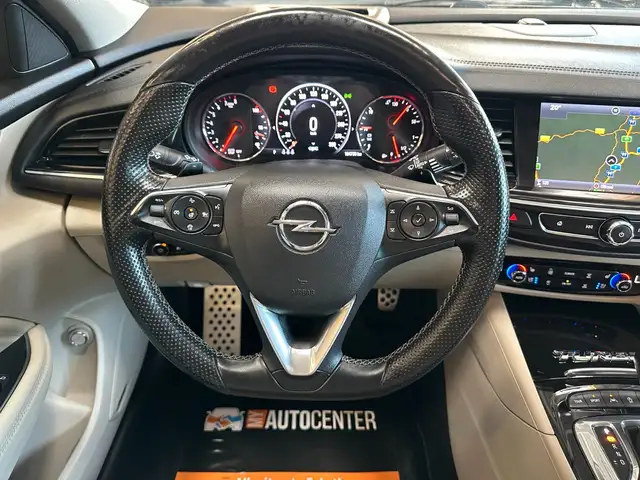 Opel Insignia view 7