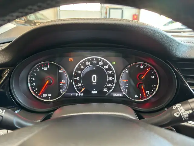 Opel Insignia view 12