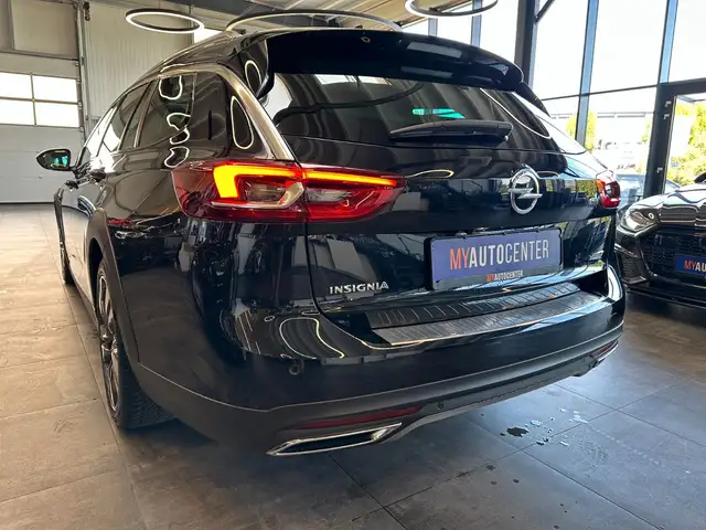 Opel Insignia view 5