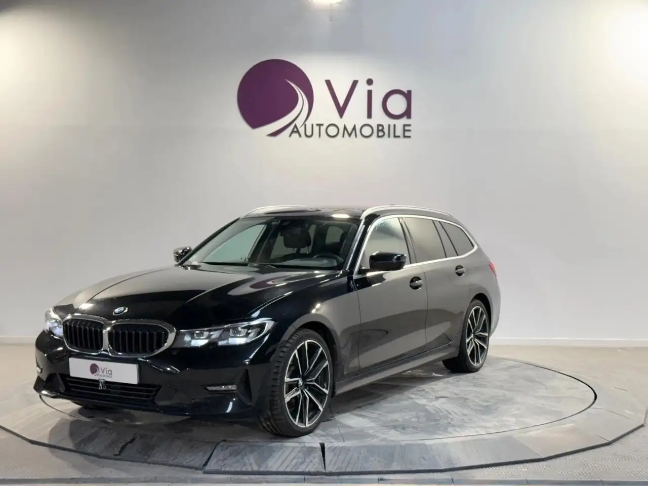 BMW 330