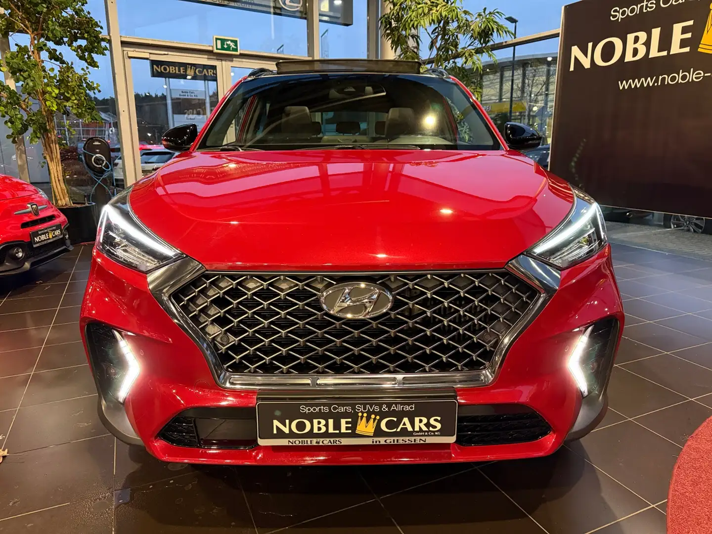 Hyundai TUCSON N Line 4WD PANO LED NAV SHZ 19" Rot - 2