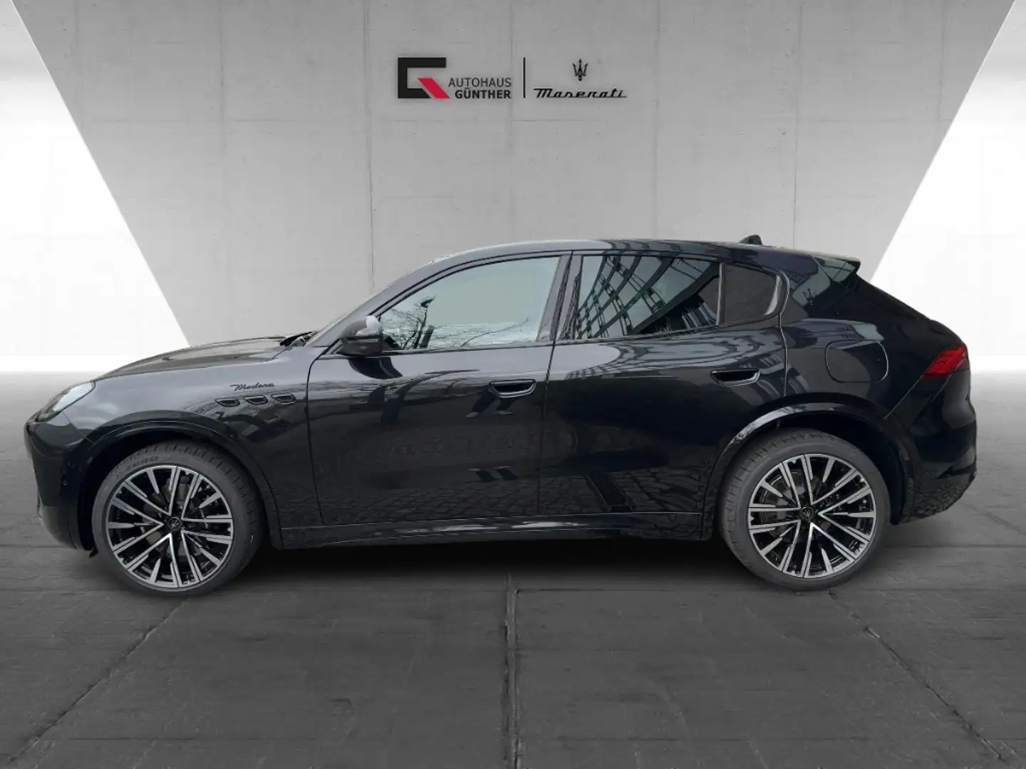 Maserati Grecale Modena MY25 330PS AWD - PANO - 360°- 21 Zoll Negru - 2