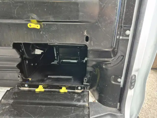 Opel Vivaro view 14