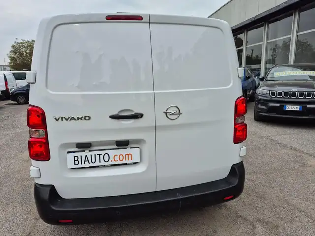 Opel Vivaro view 7