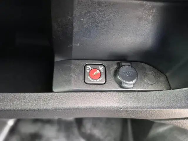 Opel Vivaro view 11