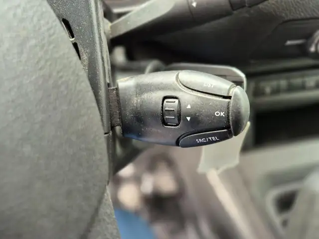 Opel Vivaro view 13